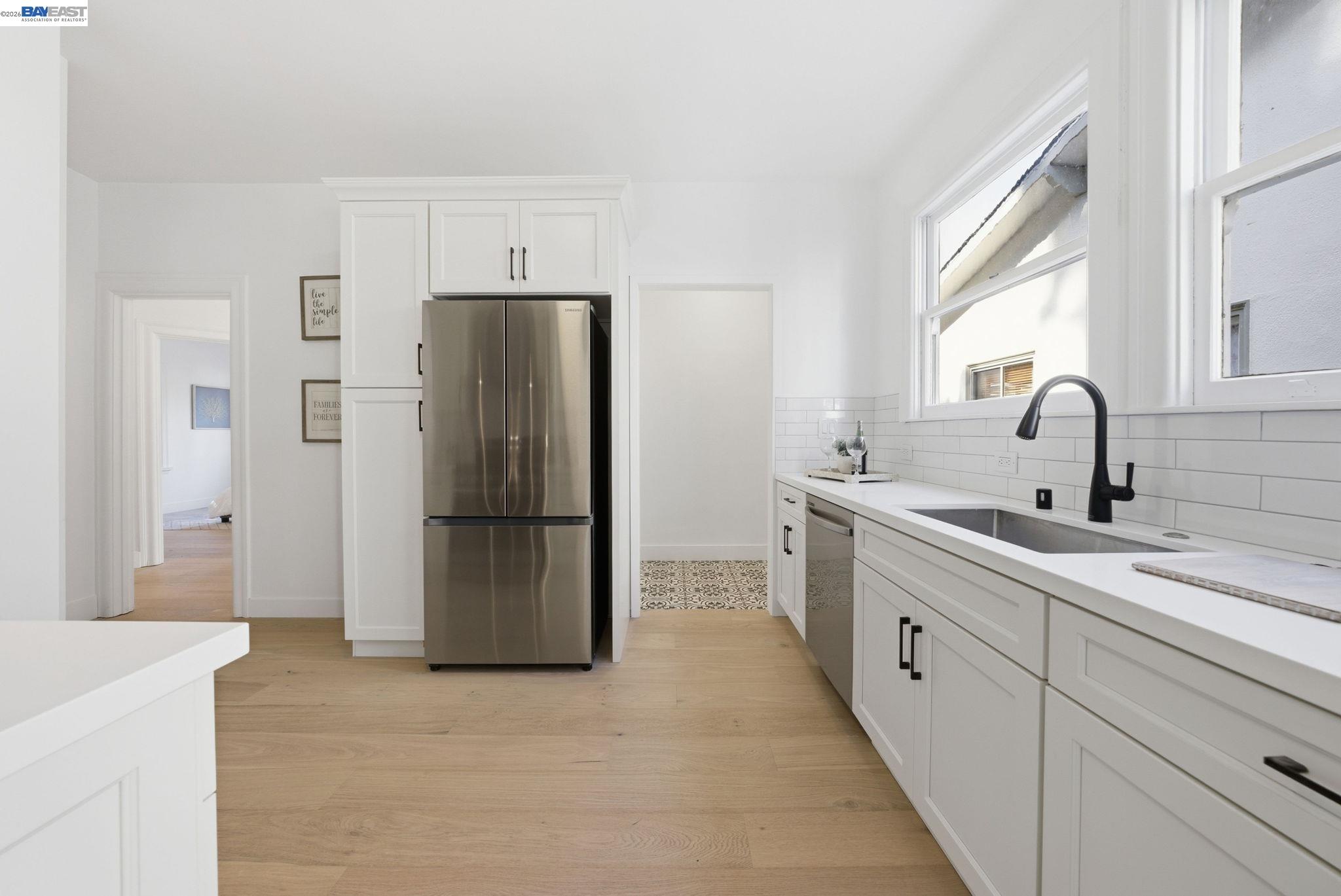 Detail Gallery Image 9 of 39 For 661 Brookwood Pl, Oakland,  CA 94610 - 3 Beds | 3 Baths