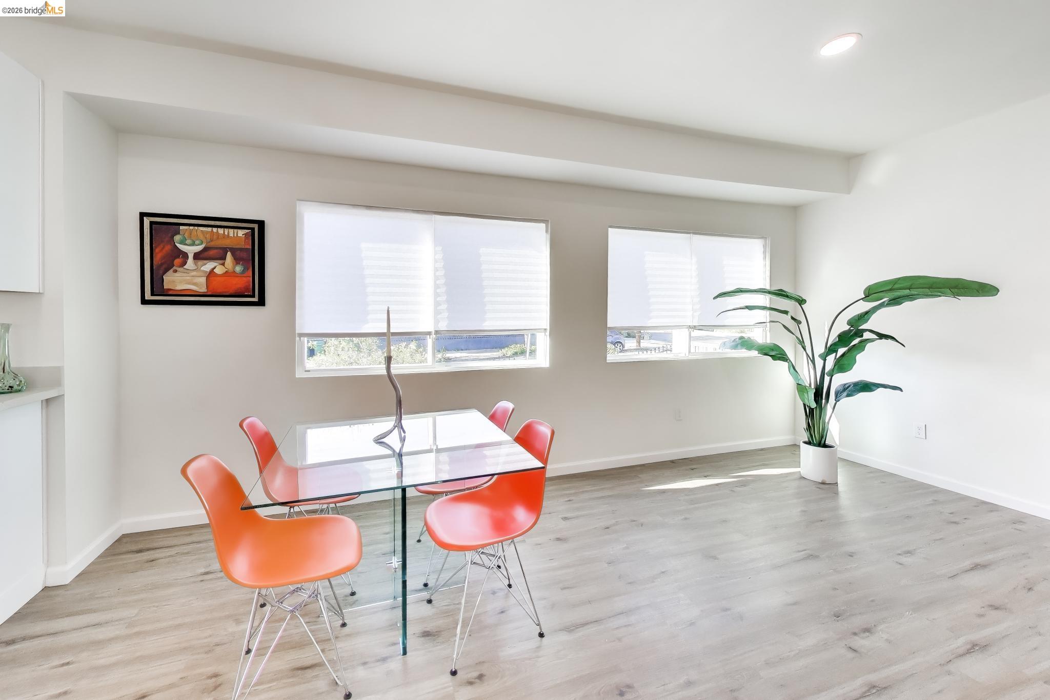 Detail Gallery Image 11 of 36 For 1978 Rosedale Ave, Oakland,  CA 94601 - 4 Beds | 2 Baths