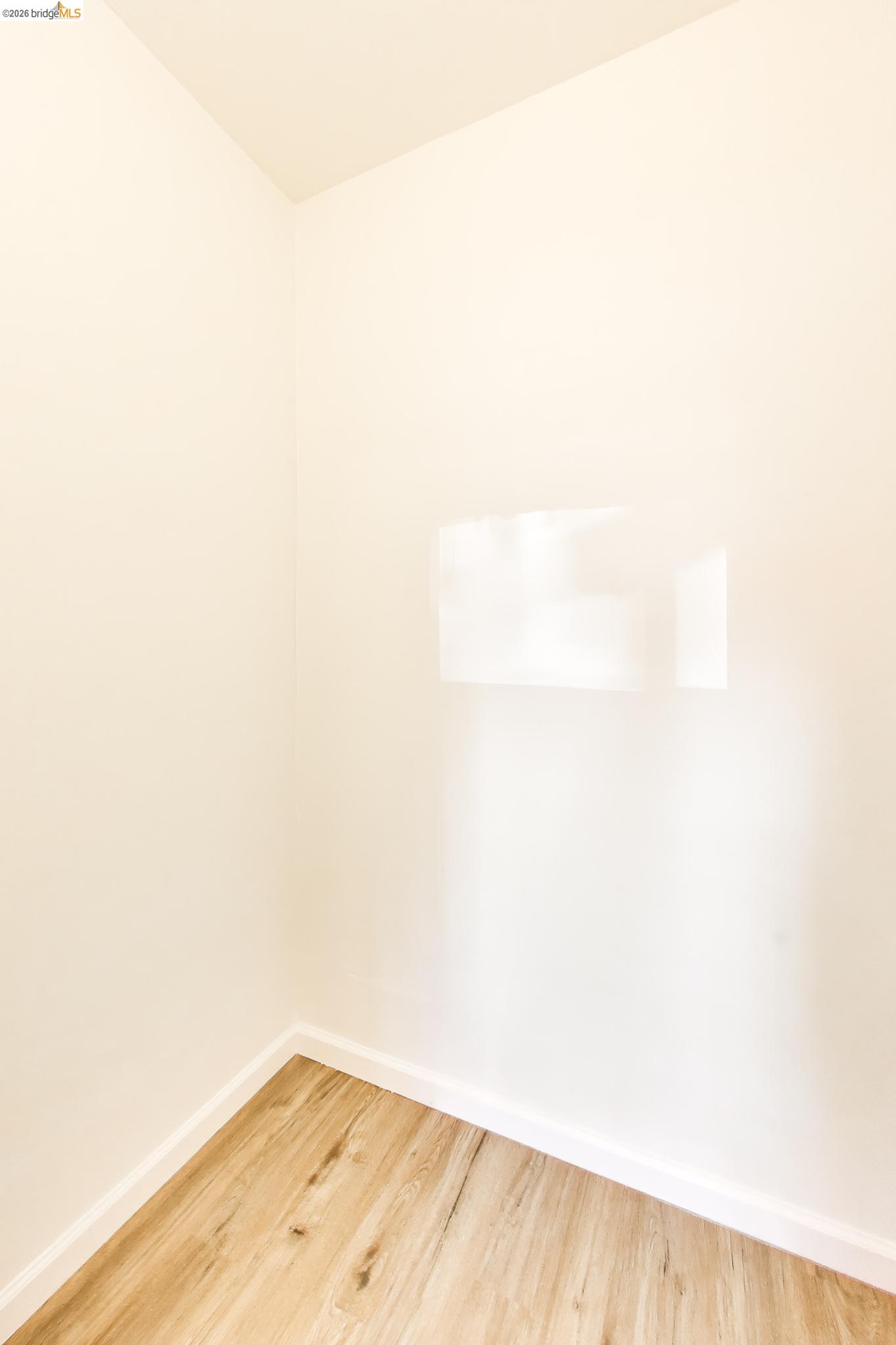 Detail Gallery Image 19 of 36 For 1978 Rosedale Ave, Oakland,  CA 94601 - 4 Beds | 2 Baths