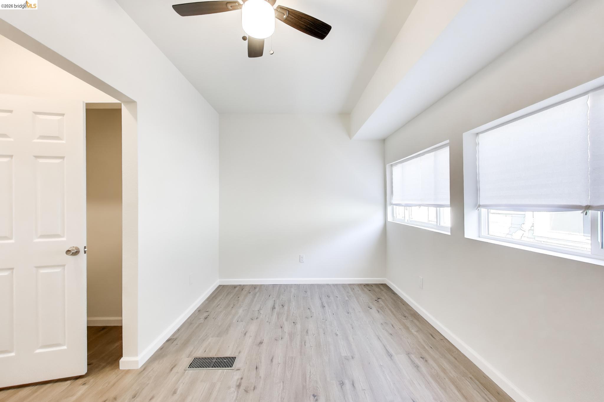 Detail Gallery Image 24 of 36 For 1978 Rosedale Ave, Oakland,  CA 94601 - 4 Beds | 2 Baths