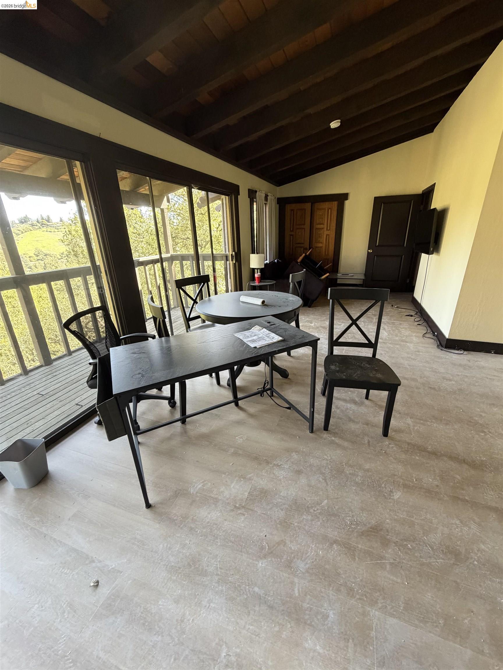 Detail Gallery Image 14 of 37 For 90 Devin Dr, Moraga,  CA 94556 - 5 Beds | 4/1 Baths