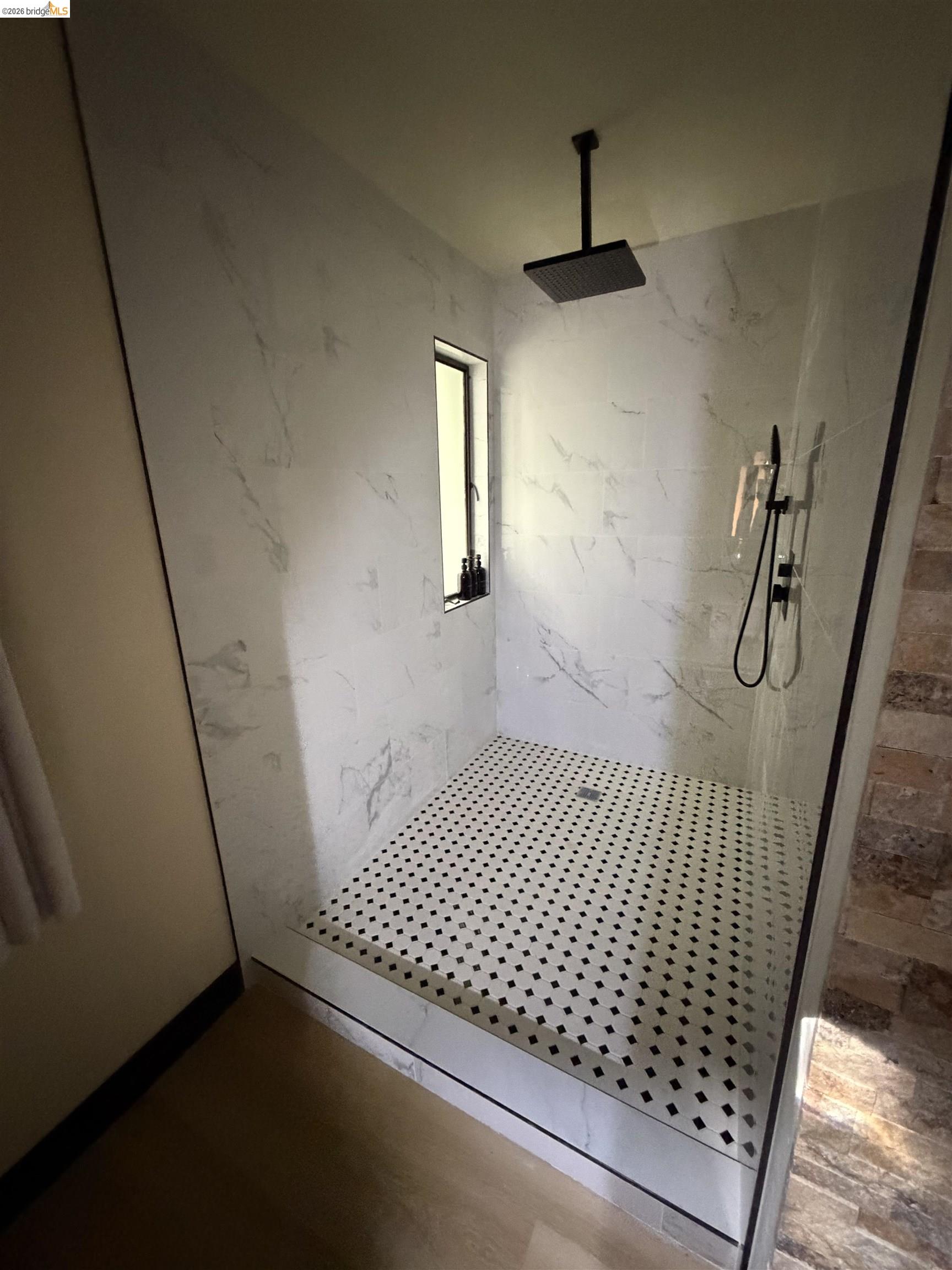 Detail Gallery Image 18 of 37 For 90 Devin Dr, Moraga,  CA 94556 - 5 Beds | 4/1 Baths