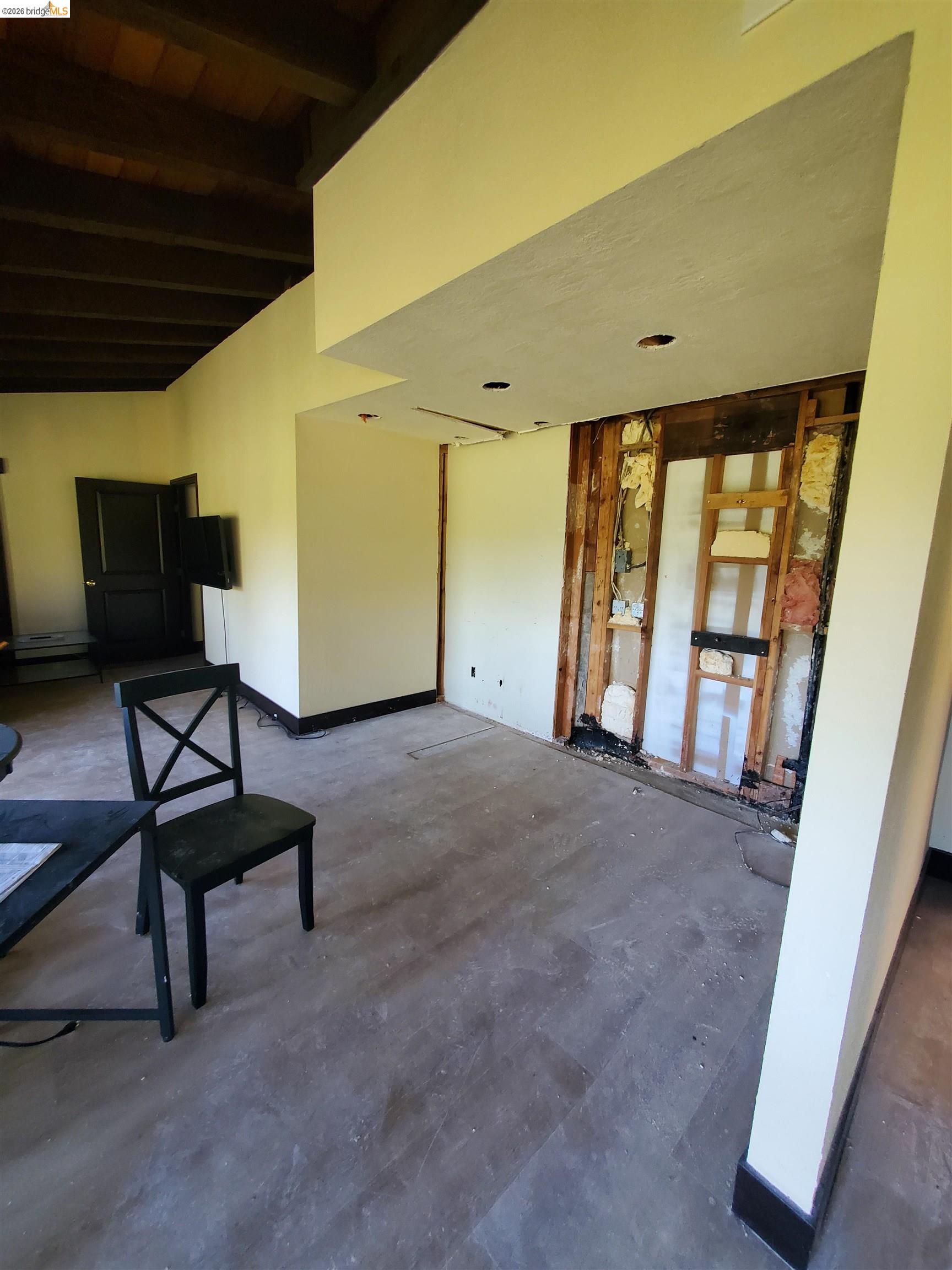 Detail Gallery Image 23 of 37 For 90 Devin Dr, Moraga,  CA 94556 - 5 Beds | 4/1 Baths