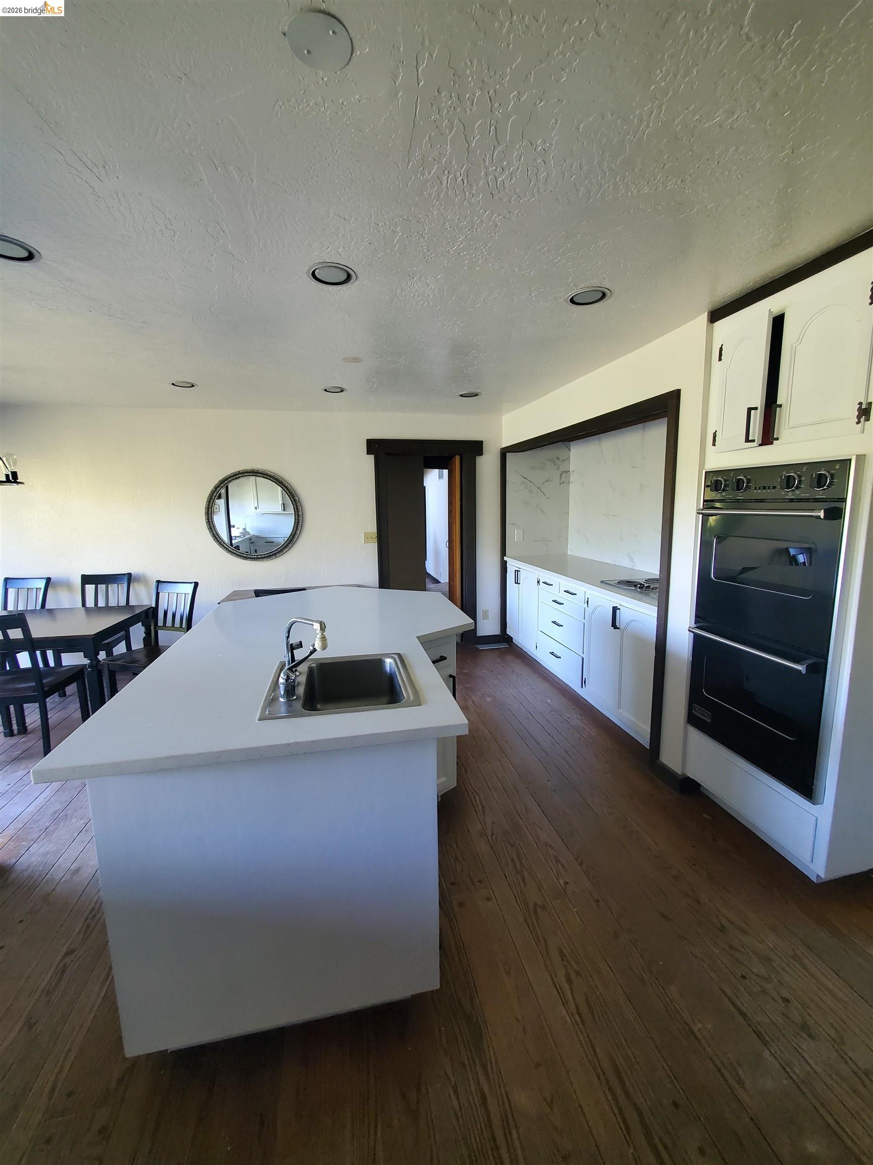 Detail Gallery Image 33 of 37 For 90 Devin Dr, Moraga,  CA 94556 - 5 Beds | 4/1 Baths