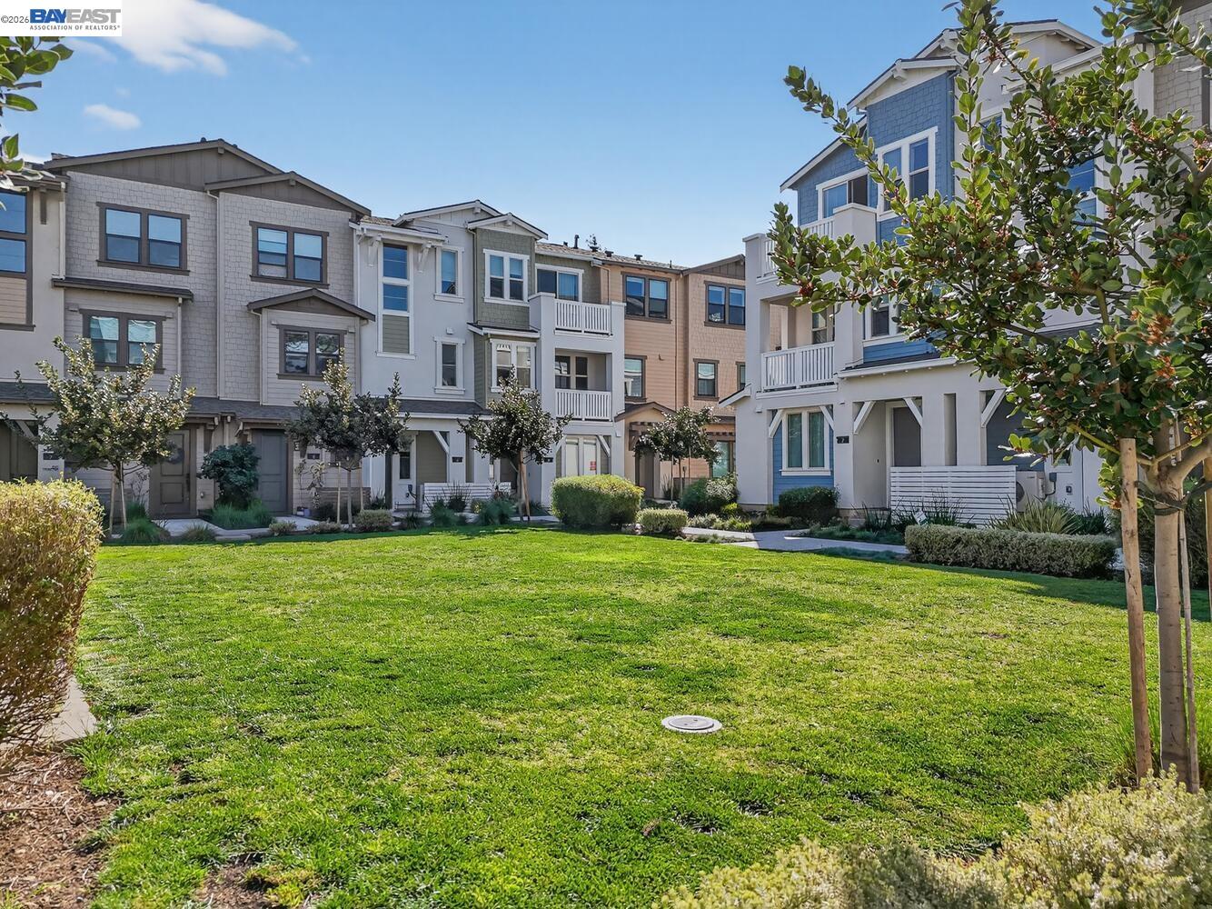 Detail Gallery Image 28 of 33 For 922 Noble Fir Ter #5,  Sunnyvale,  CA 94086 - 2 Beds | 2/1 Baths