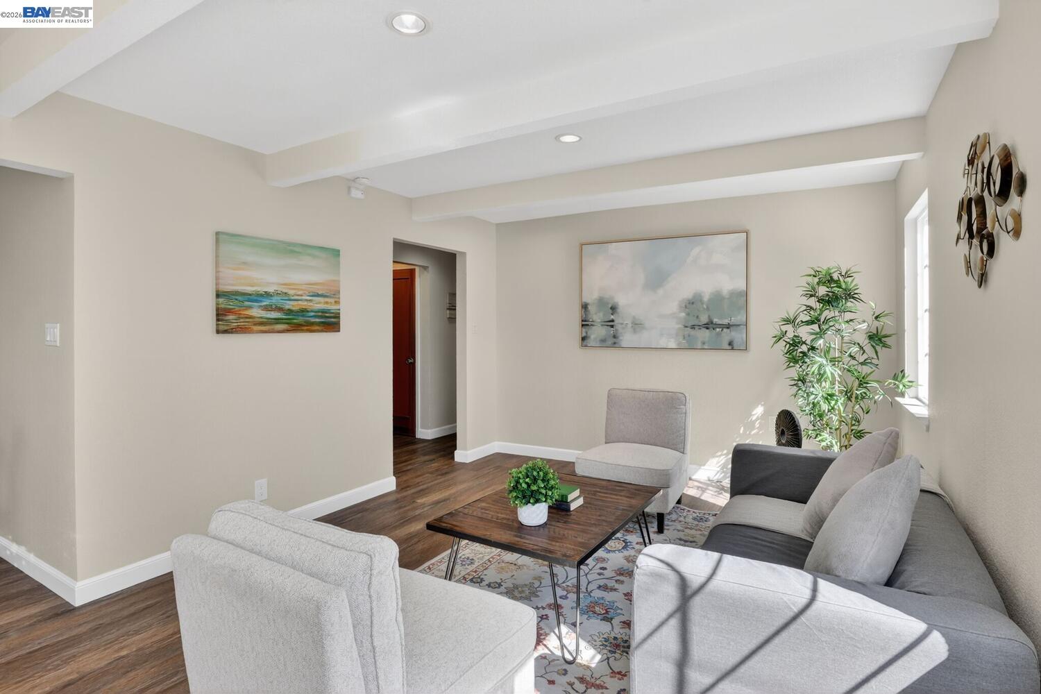 Detail Gallery Image 8 of 33 For 320 Monmouth Dr, Milpitas,  CA 95035 - 4 Beds | 2 Baths