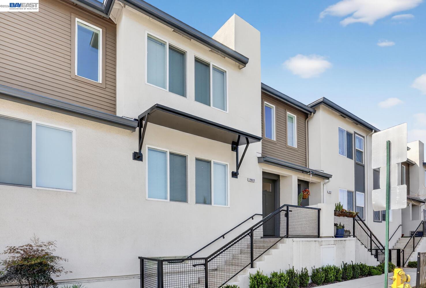 Photo #2: 41126668 Listing: Photo #2