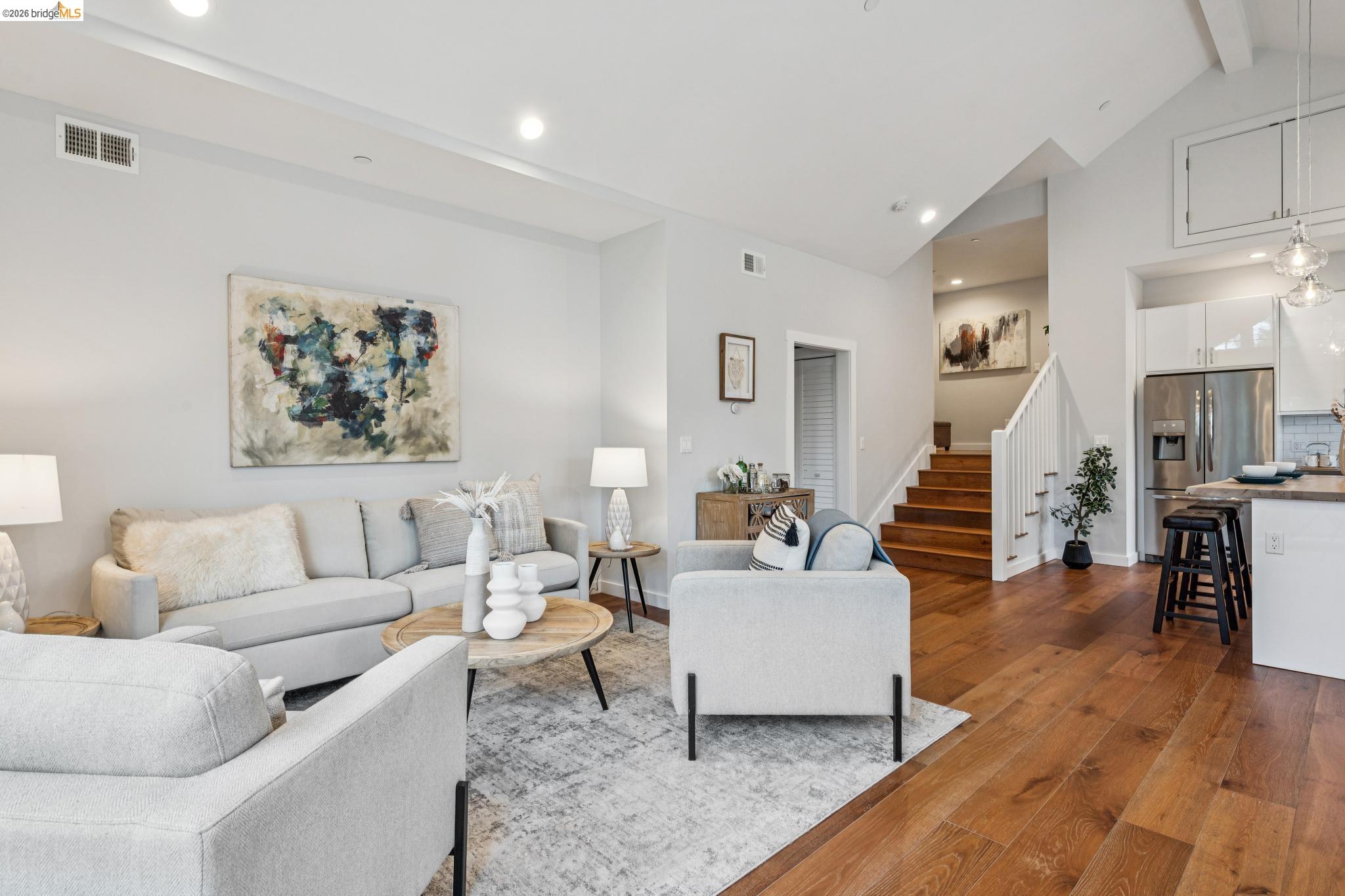 Photo #8: 41126670 Listing: Photo #8