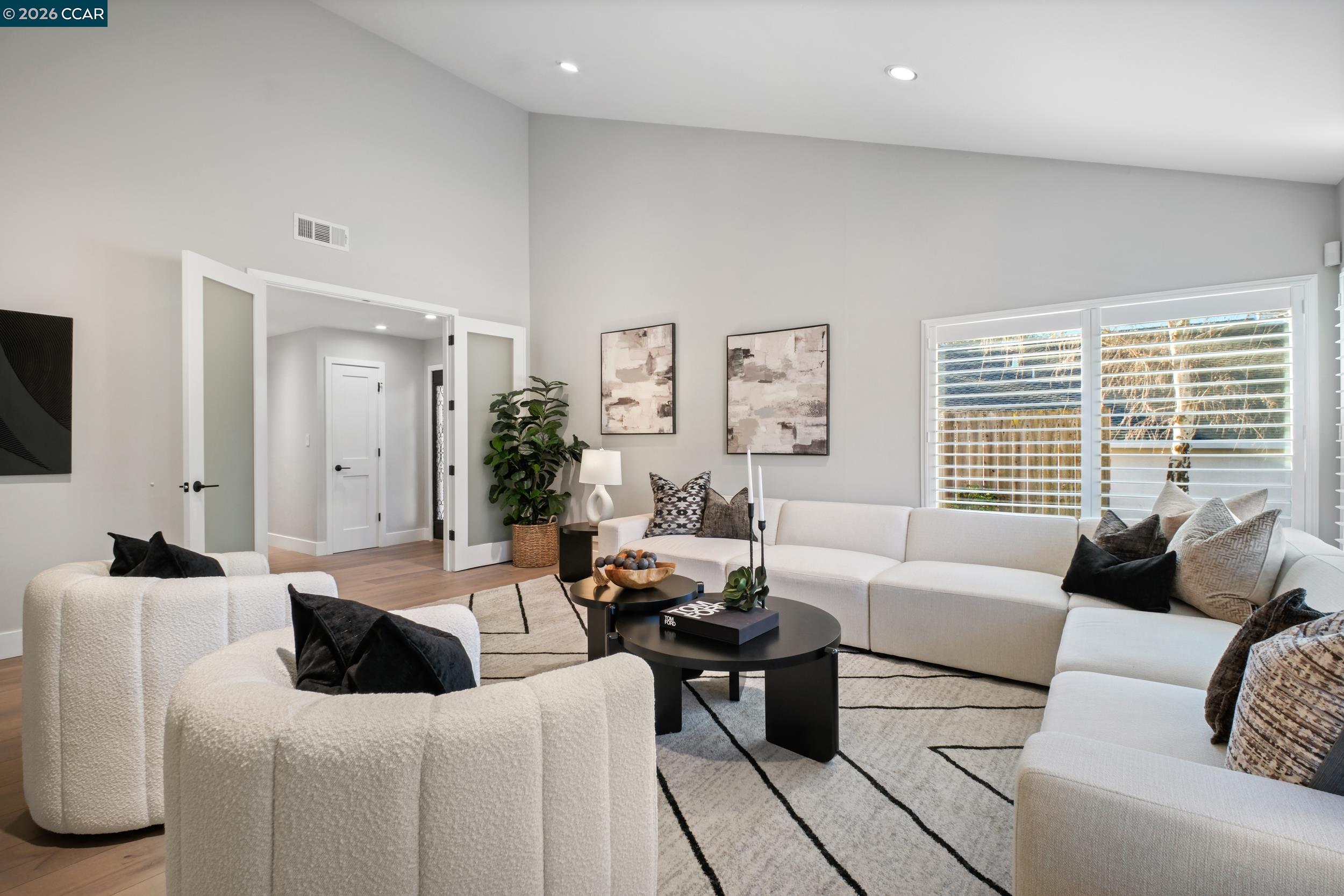 Detail Gallery Image 4 of 55 For 230 Royal Palm Place, Danville,  CA 94526 - 4 Beds | 2 Baths