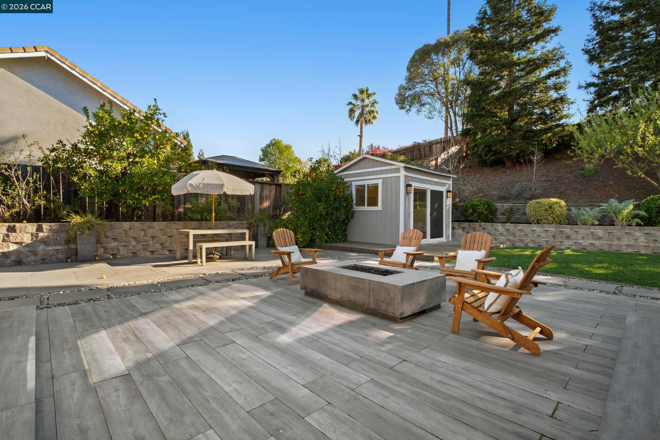 Detail Gallery Image 39 of 55 For 230 Royal Palm Place, Danville,  CA 94526 - 4 Beds | 2 Baths