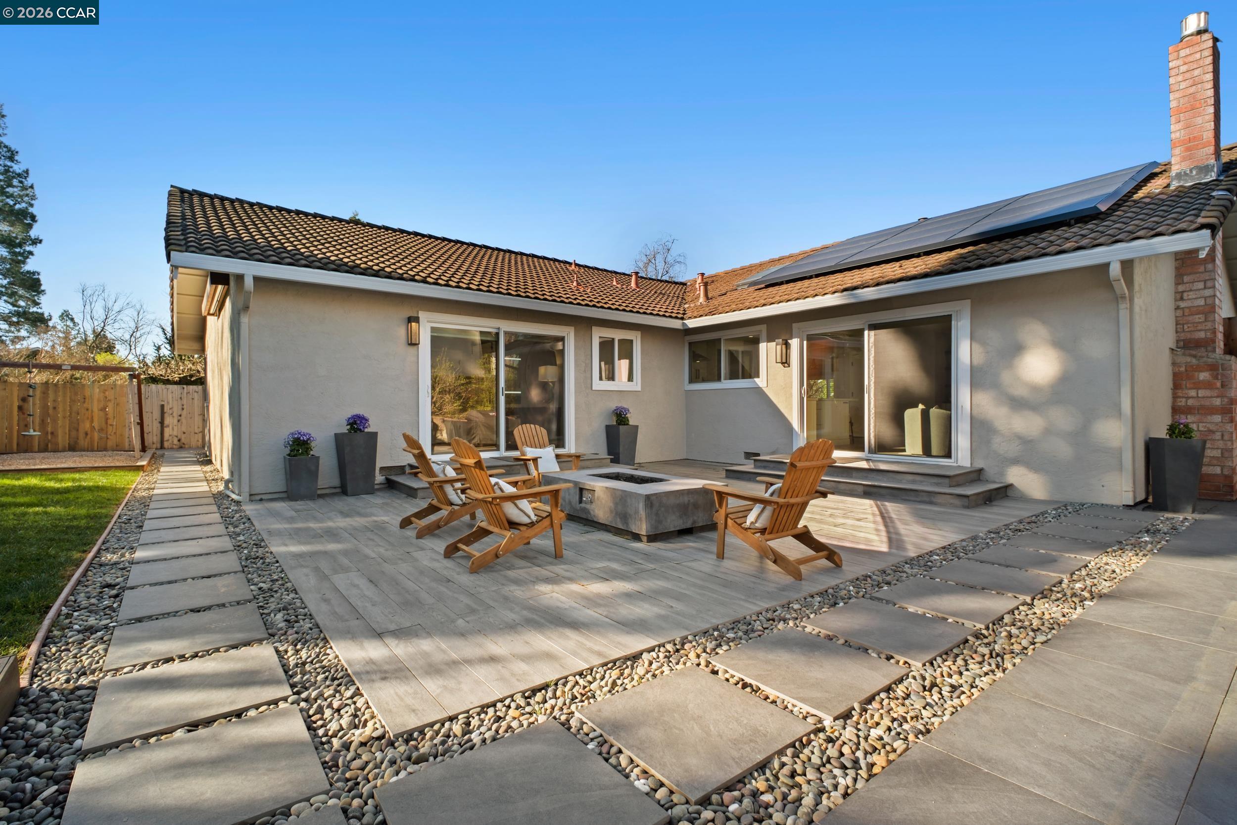 Detail Gallery Image 43 of 55 For 230 Royal Palm Place, Danville,  CA 94526 - 4 Beds | 2 Baths