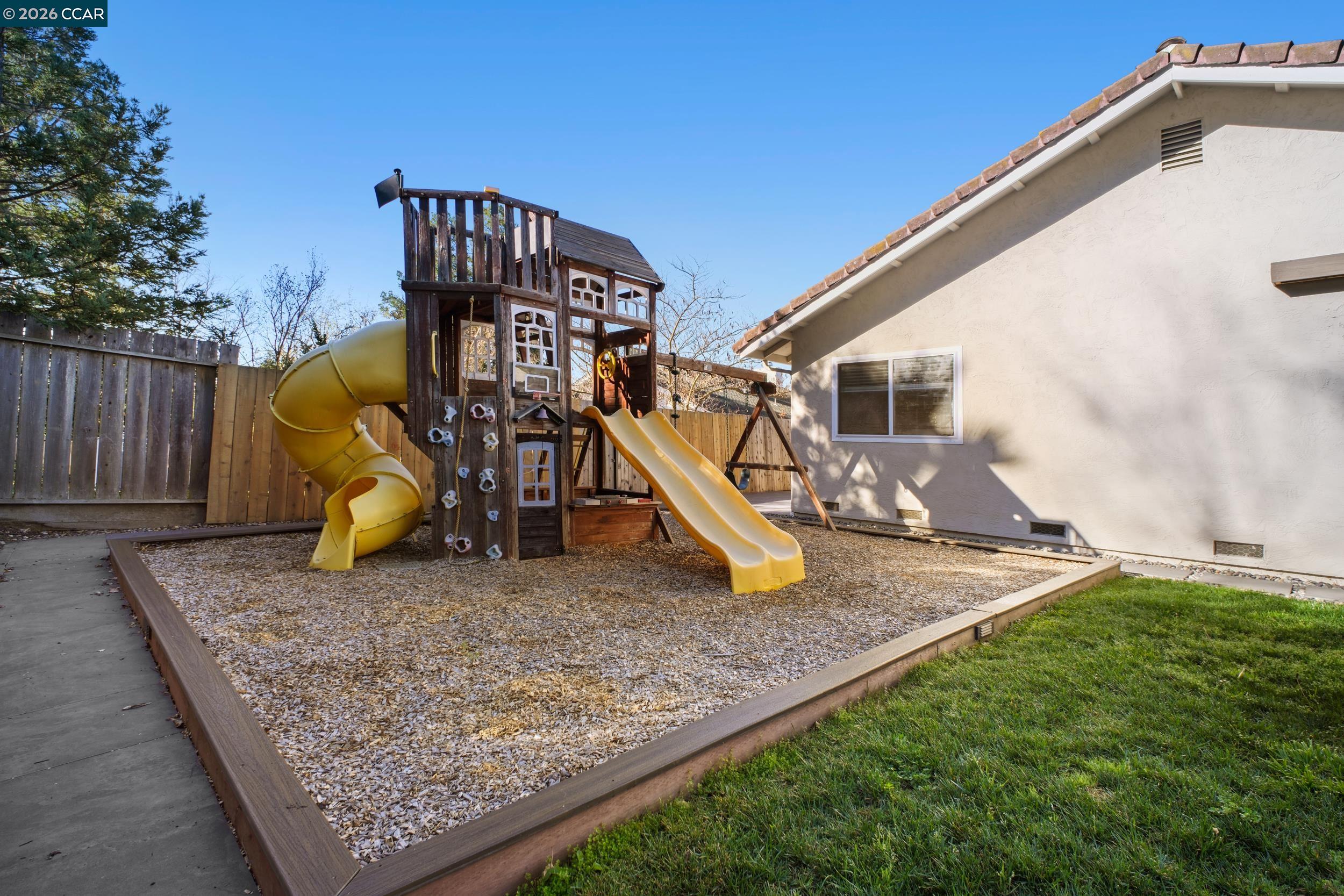 Detail Gallery Image 45 of 55 For 230 Royal Palm Place, Danville,  CA 94526 - 4 Beds | 2 Baths