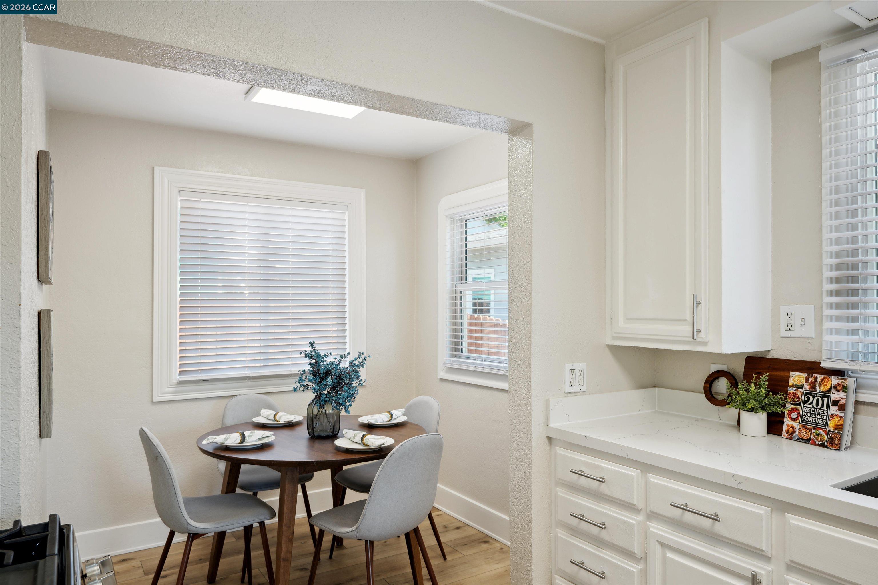 Detail Gallery Image 12 of 37 For 7700 Garfield Ave., Oakland,  CA 94605 - 4 Beds | 1 Baths