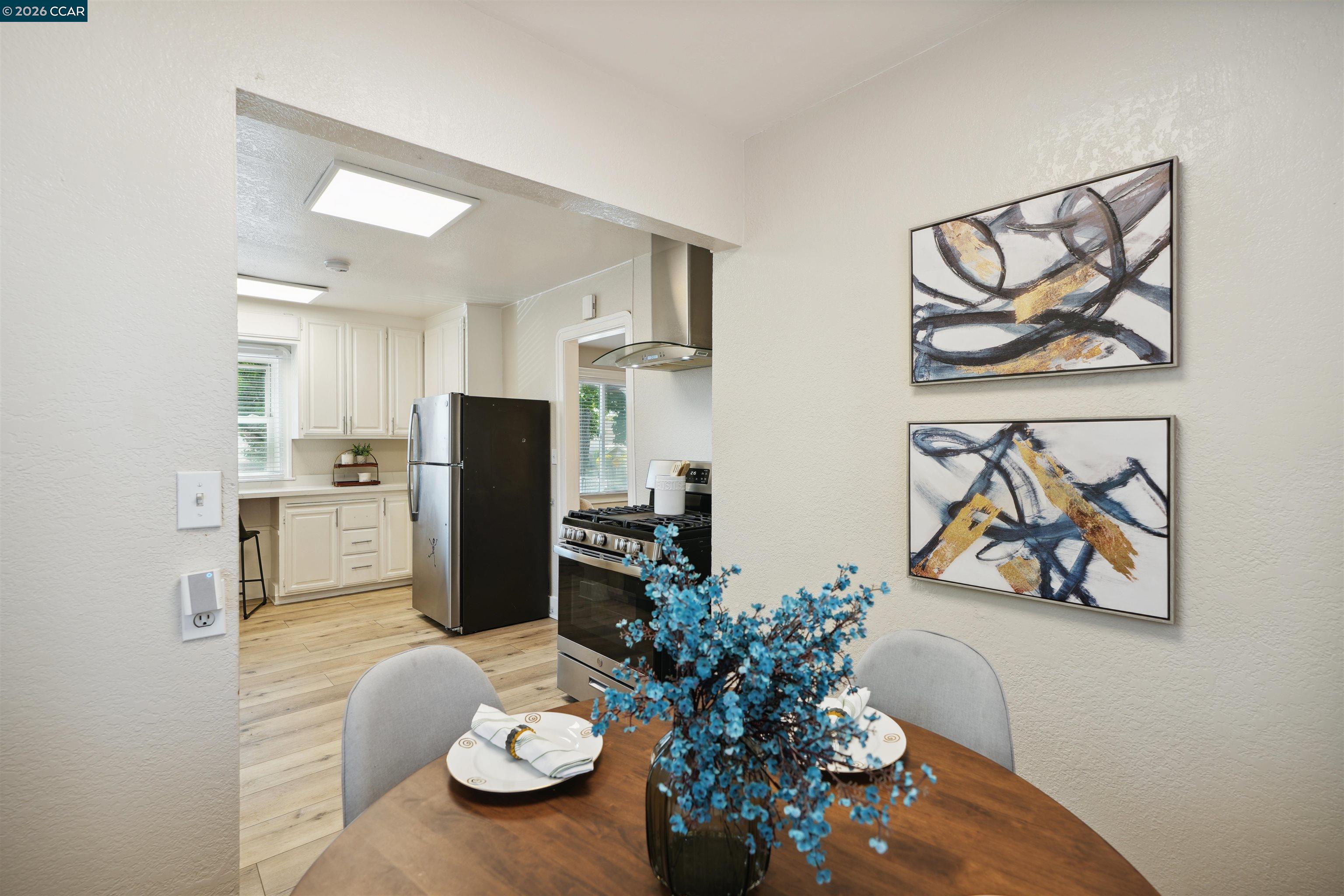 Detail Gallery Image 13 of 37 For 7700 Garfield Ave., Oakland,  CA 94605 - 4 Beds | 1 Baths