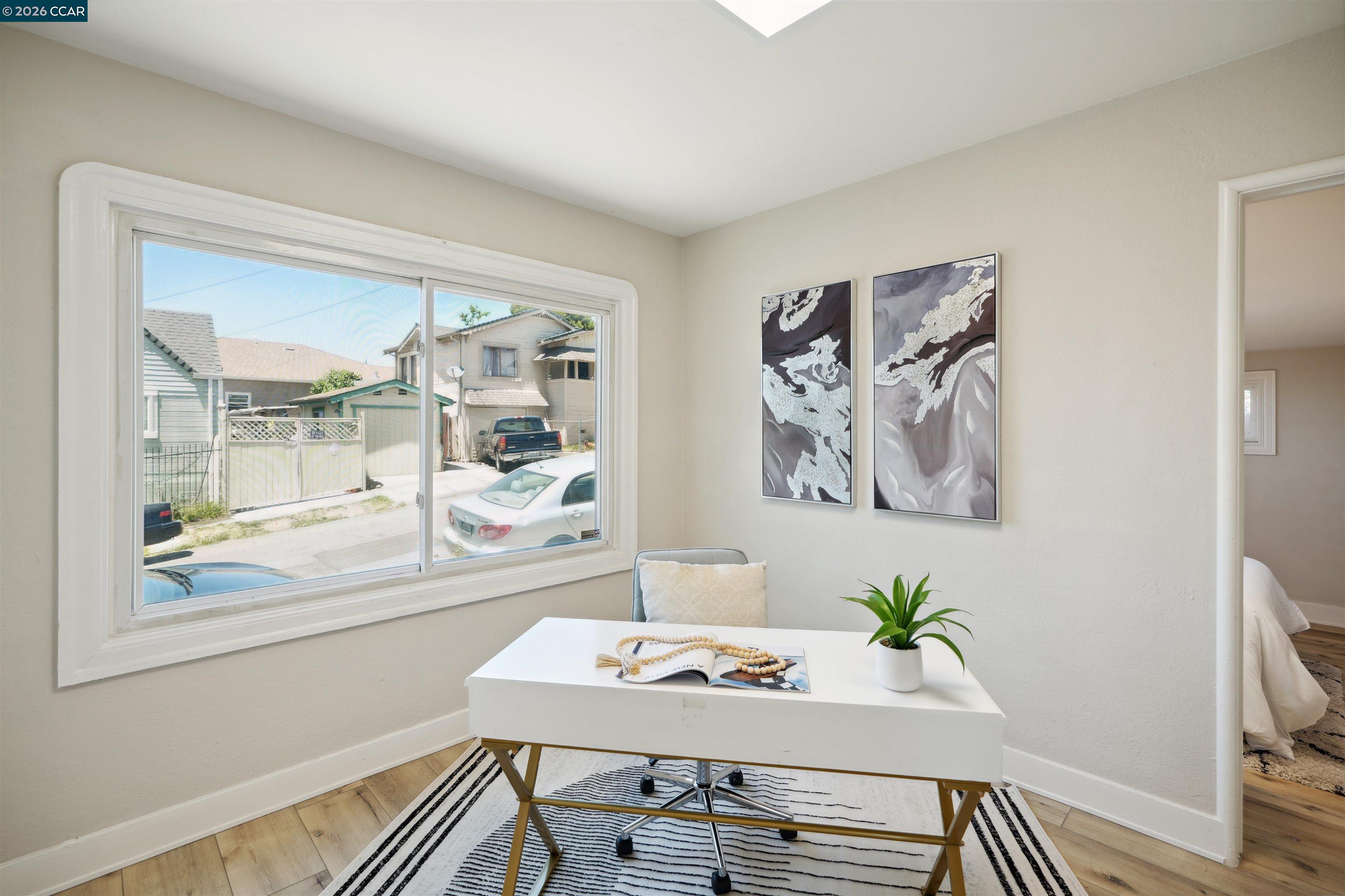 Detail Gallery Image 15 of 37 For 7700 Garfield Ave., Oakland,  CA 94605 - 4 Beds | 1 Baths