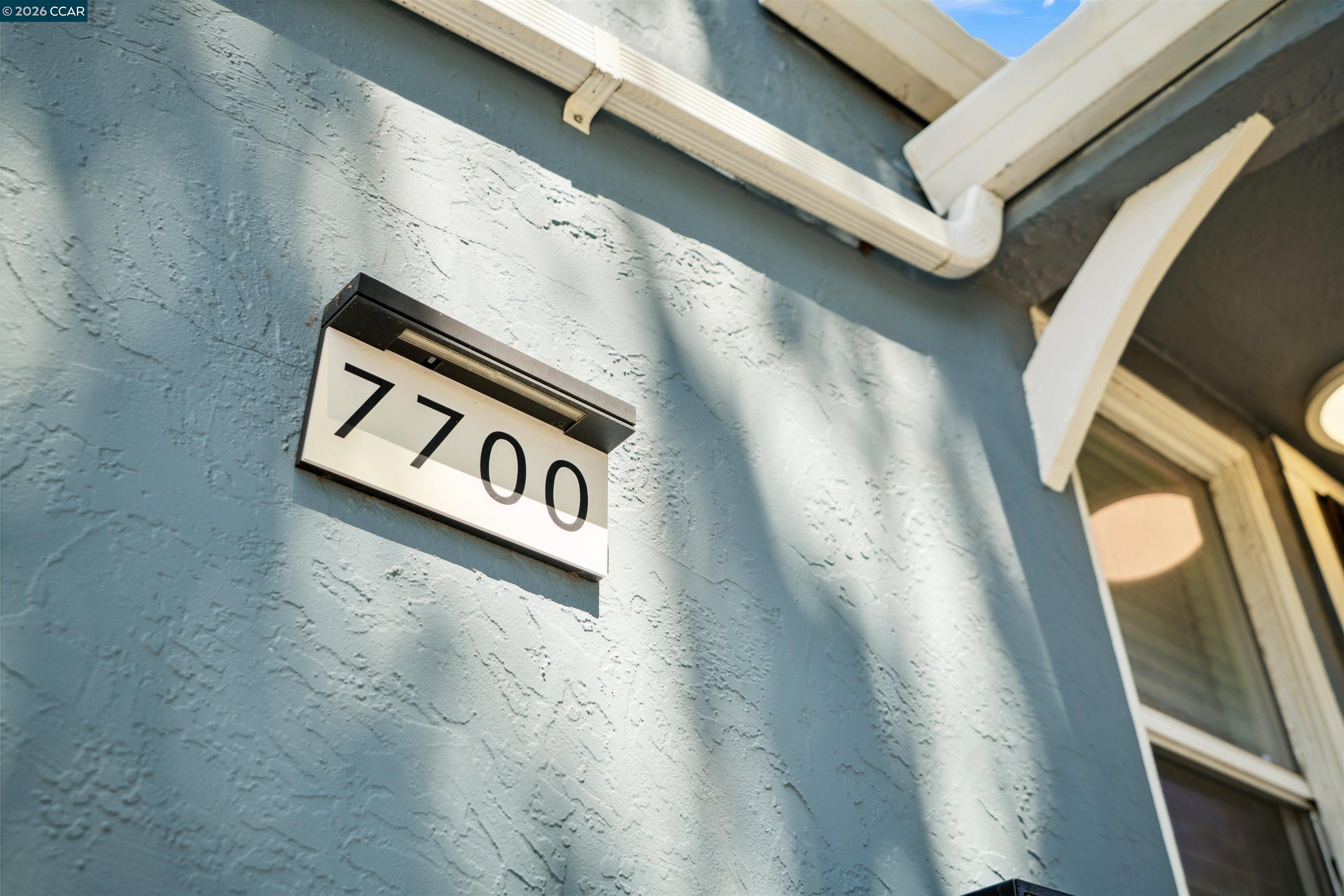 Detail Gallery Image 36 of 37 For 7700 Garfield Ave., Oakland,  CA 94605 - 4 Beds | 1 Baths