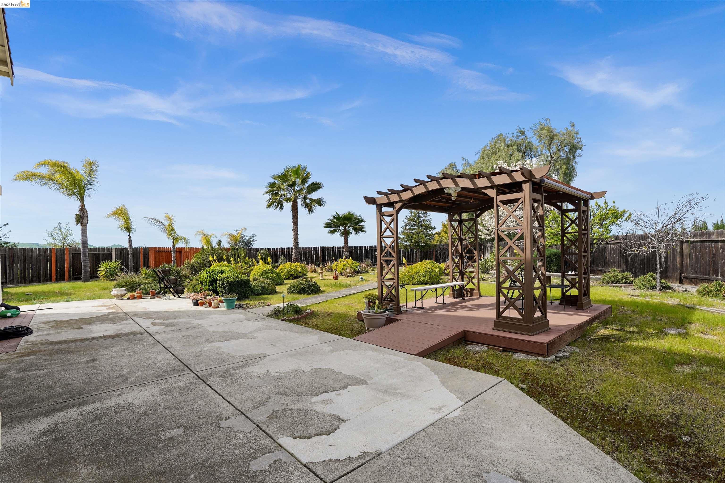 Detail Gallery Image 47 of 49 For 2497 Covelite Way, Antioch,  CA 94531 - 4 Beds | 3 Baths