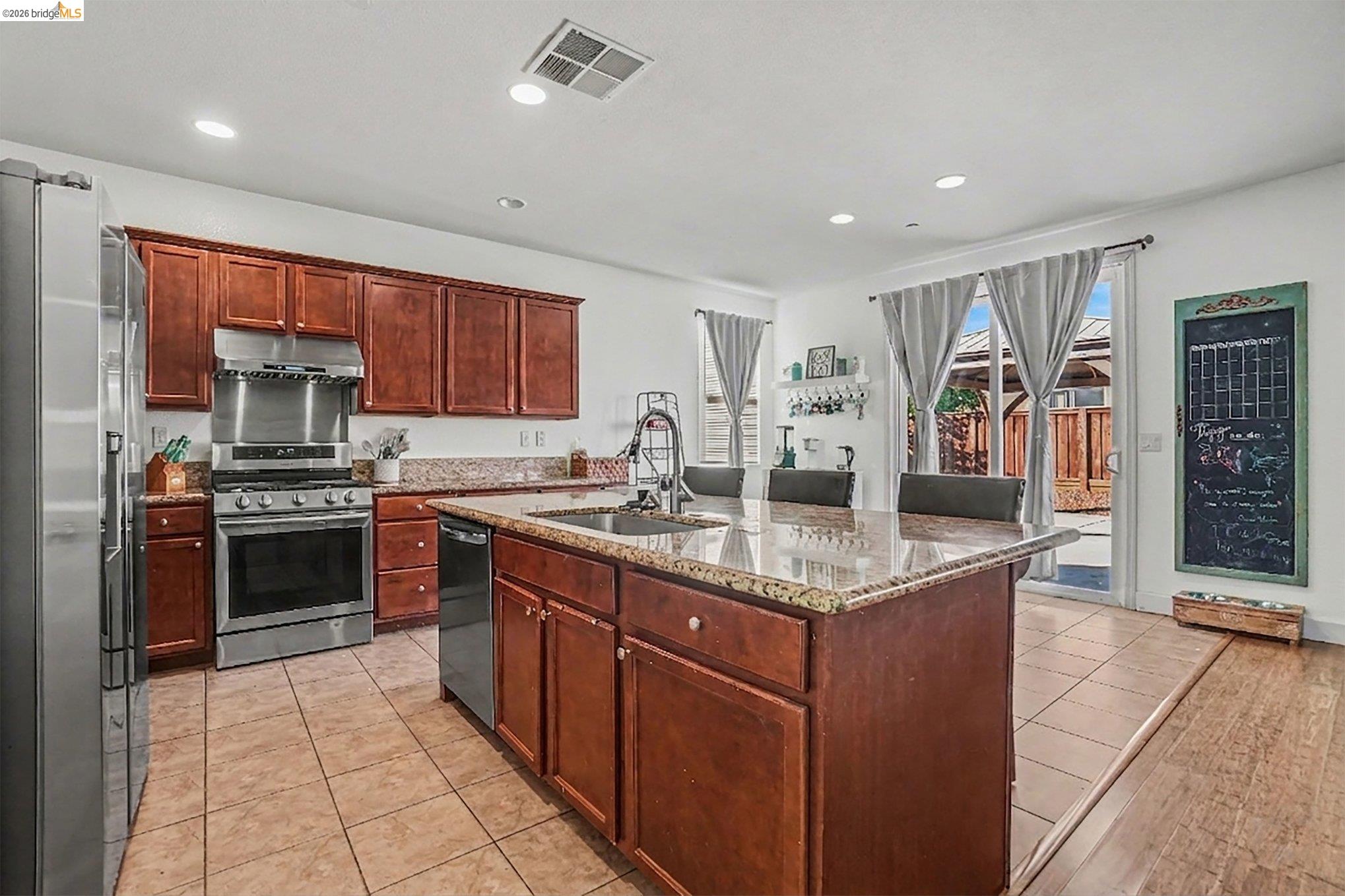 618 Poplar Ct, Oakley, CA, 94561