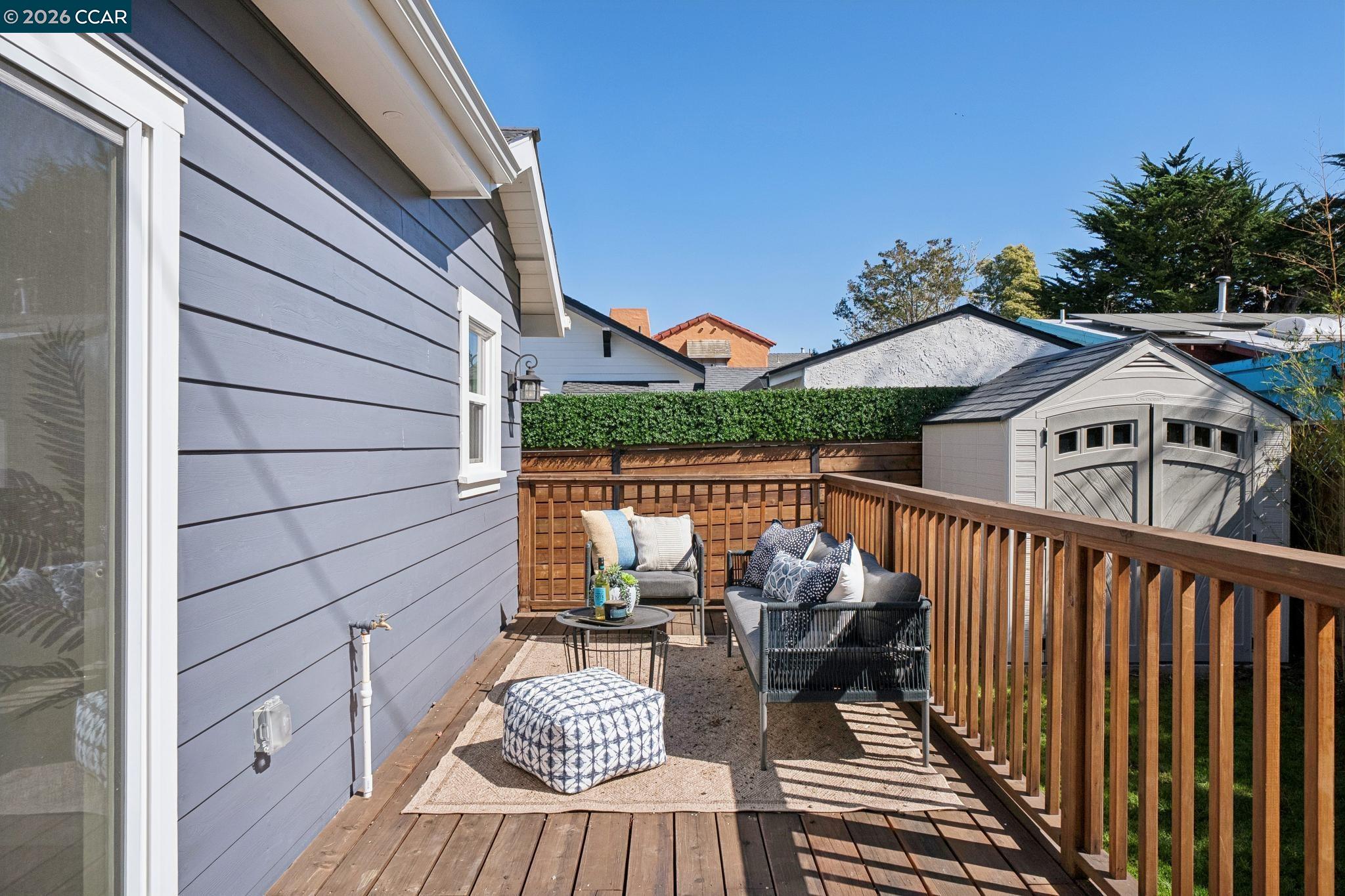Detail Gallery Image 46 of 60 For 1612 Carleton Street, Berkeley,  CA 94703 - 2 Beds | 2 Baths