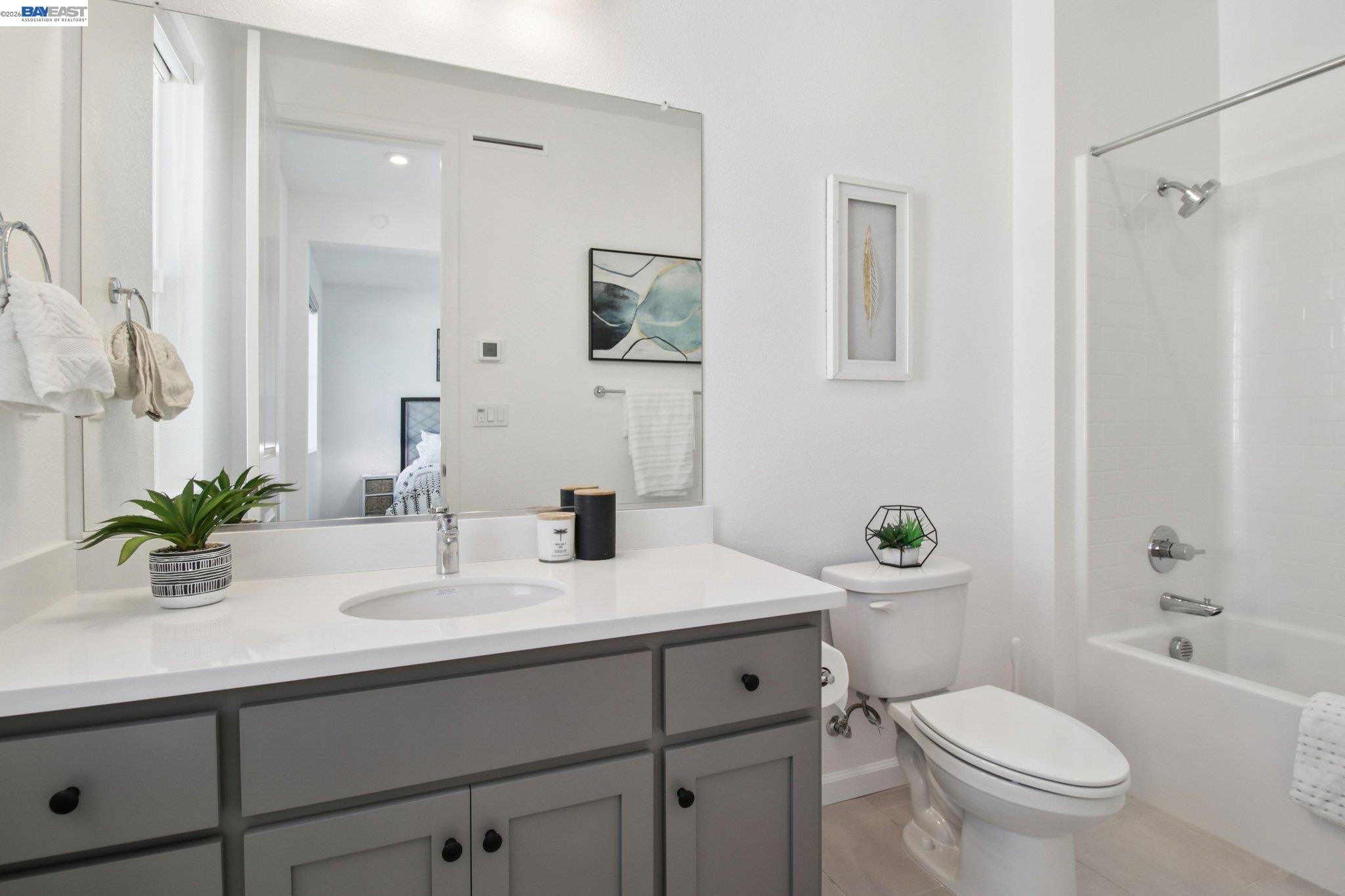 Detail Gallery Image 25 of 60 For 5473 Dublin Blvd, Dublin,  CA 94568 - 4 Beds | 3 Baths