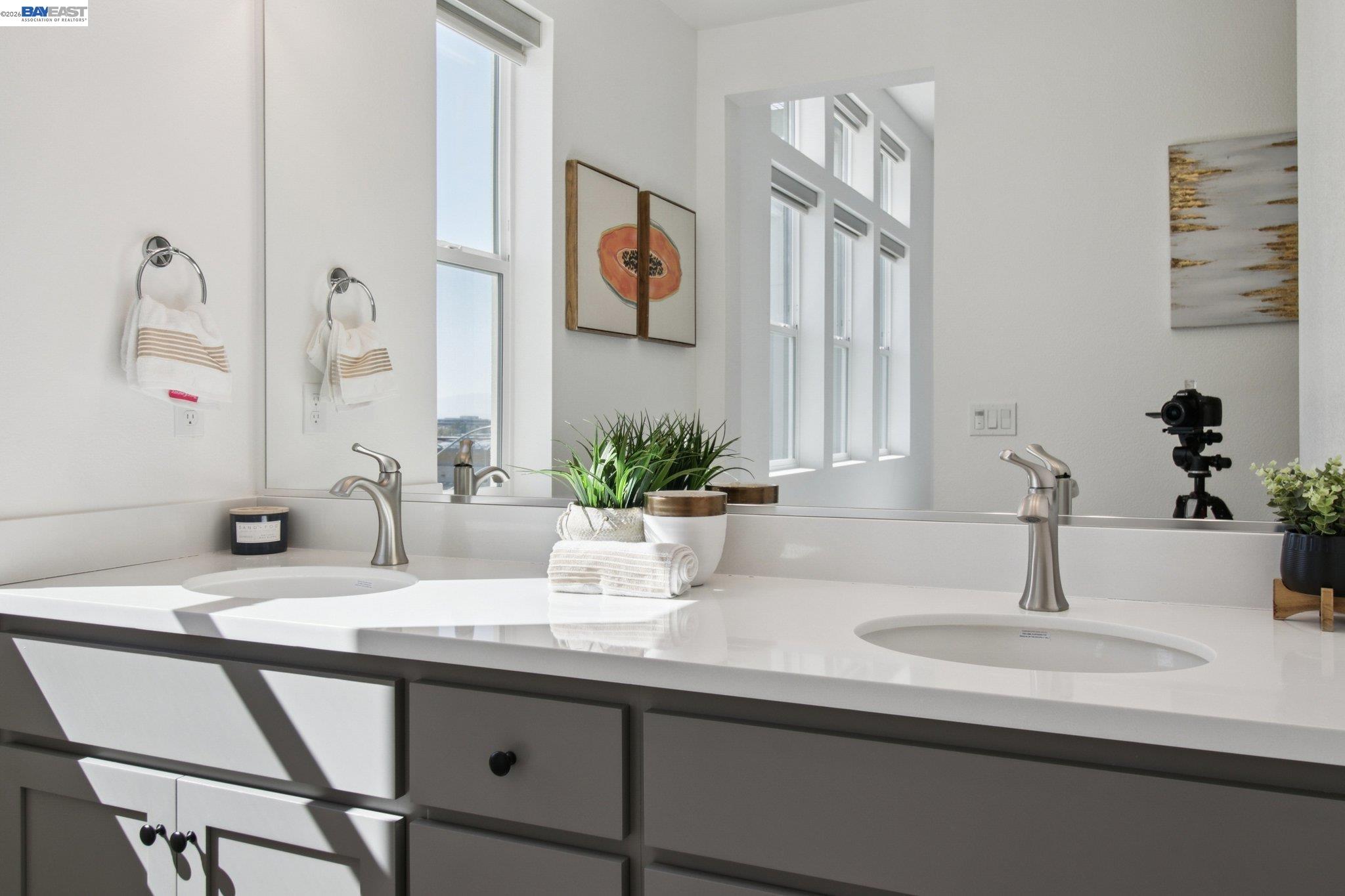 Detail Gallery Image 35 of 60 For 5473 Dublin Blvd, Dublin,  CA 94568 - 4 Beds | 3 Baths