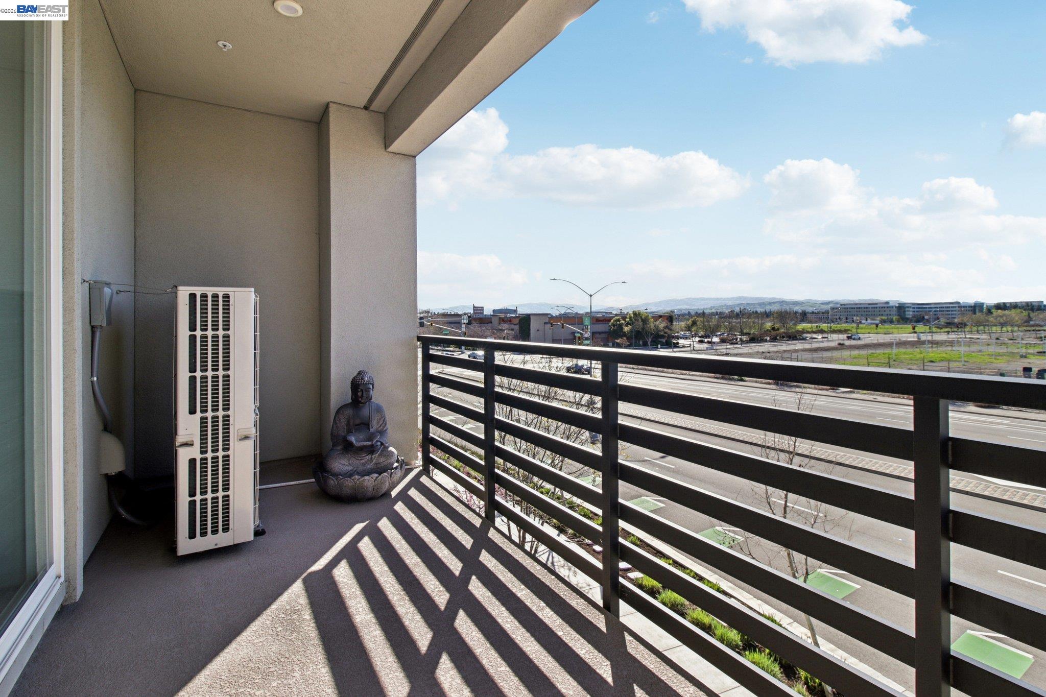 Detail Gallery Image 37 of 60 For 5473 Dublin Blvd, Dublin,  CA 94568 - 4 Beds | 3 Baths