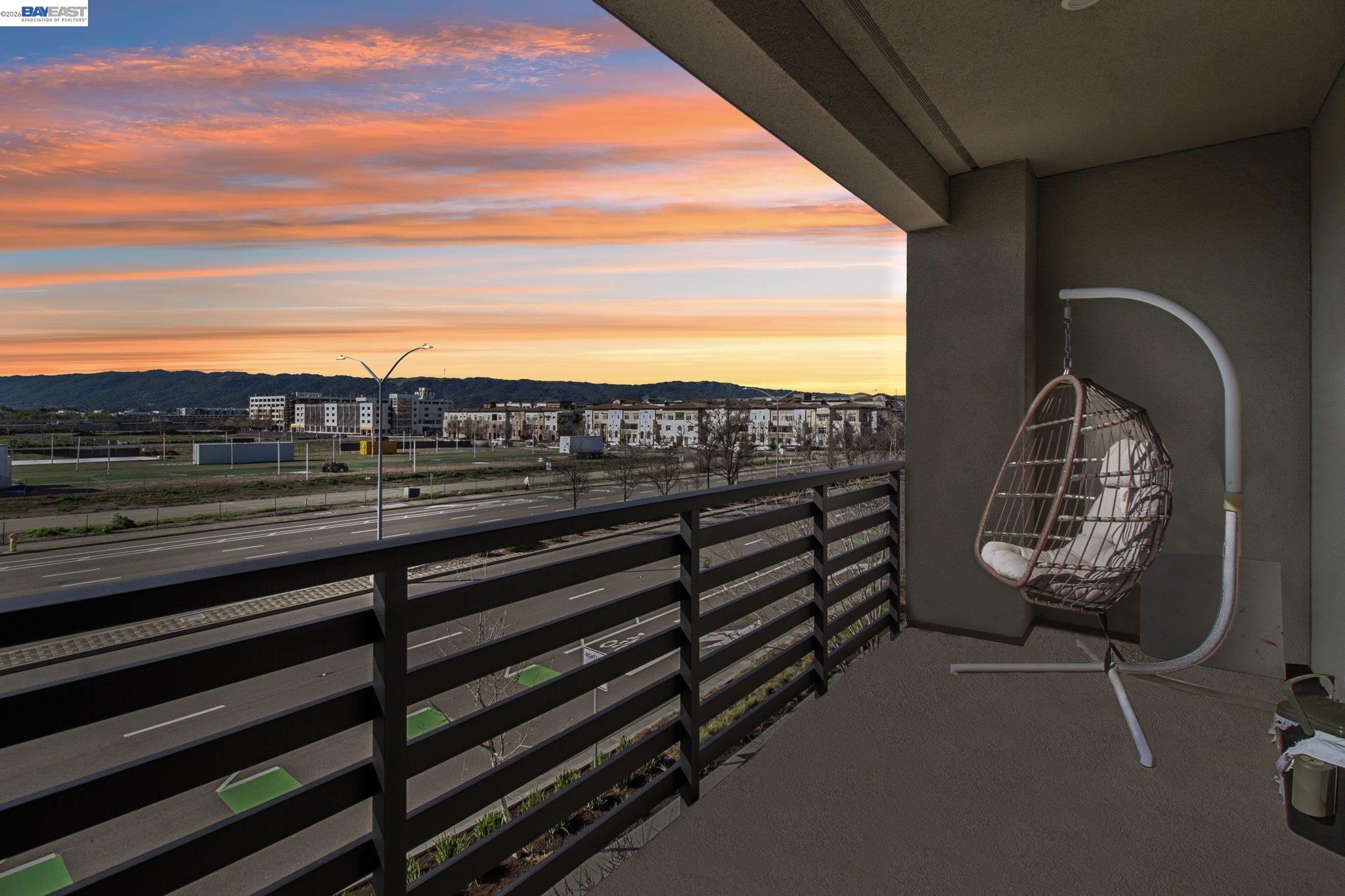 Detail Gallery Image 39 of 60 For 5473 Dublin Blvd, Dublin,  CA 94568 - 4 Beds | 3 Baths