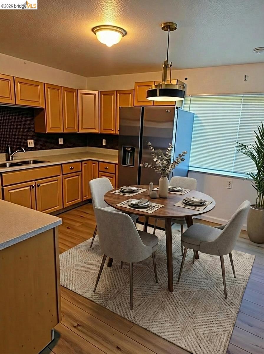 Detail Gallery Image 4 of 7 For Patricia Ave, Pittsburg,  CA 94565 - 3 Beds | 1 Baths