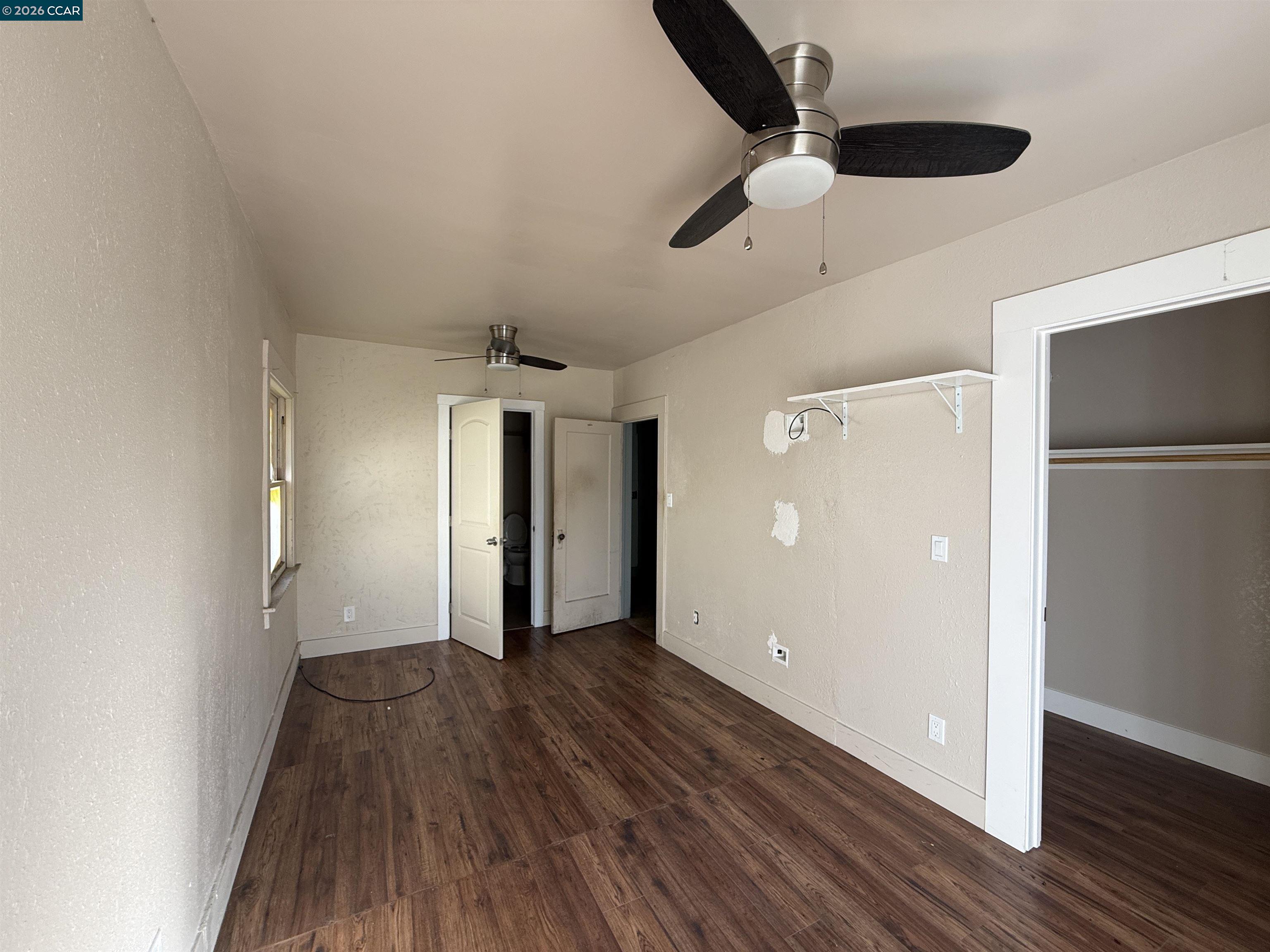 Detail Gallery Image 5 of 13 For 965 Arlington Ave, Oakland,  CA 94608 - 2 Beds | 2 Baths