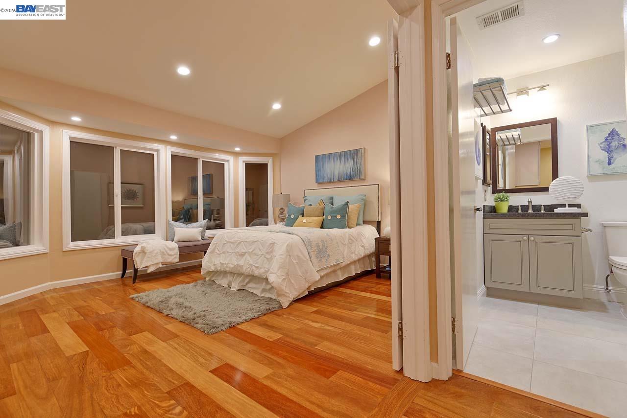 Detail Gallery Image 13 of 26 For 4235 Tanager Cmn, Fremont,  CA 94555 - 3 Beds | 1/1 Baths