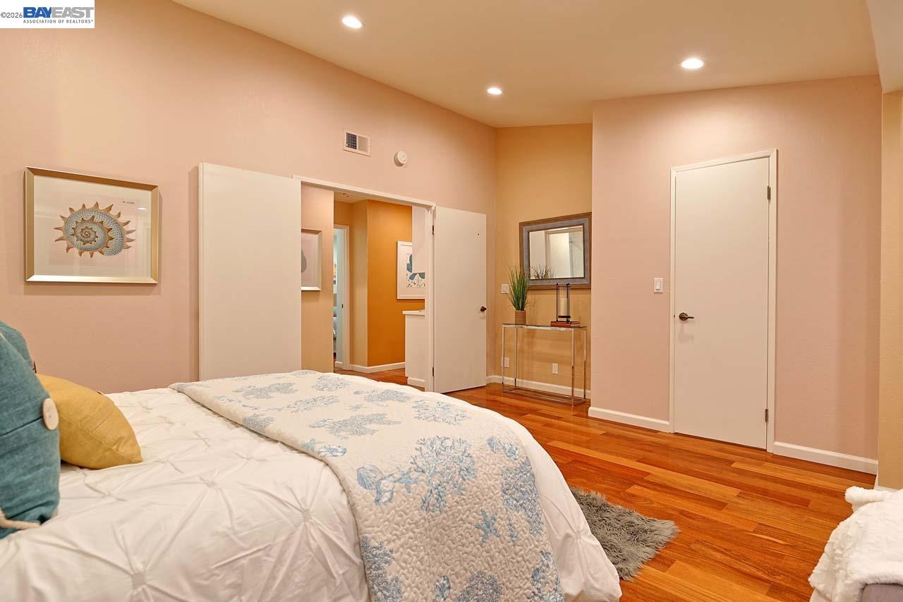 Detail Gallery Image 14 of 26 For 4235 Tanager Cmn, Fremont,  CA 94555 - 3 Beds | 1/1 Baths