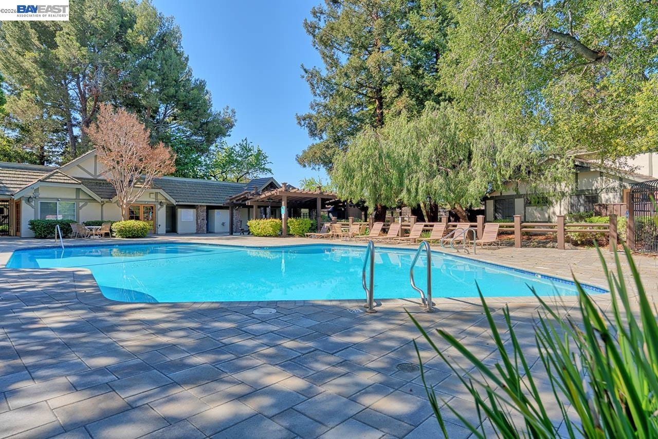 Detail Gallery Image 26 of 31 For 4235 Tanager Cmn, Fremont,  CA 94555 - 3 Beds | 1/1 Baths