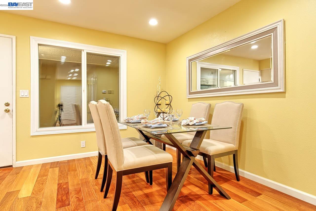 Detail Gallery Image 9 of 30 For 4235 Tanager Cmn, Fremont,  CA 94555 - 3 Beds | 1/1 Baths