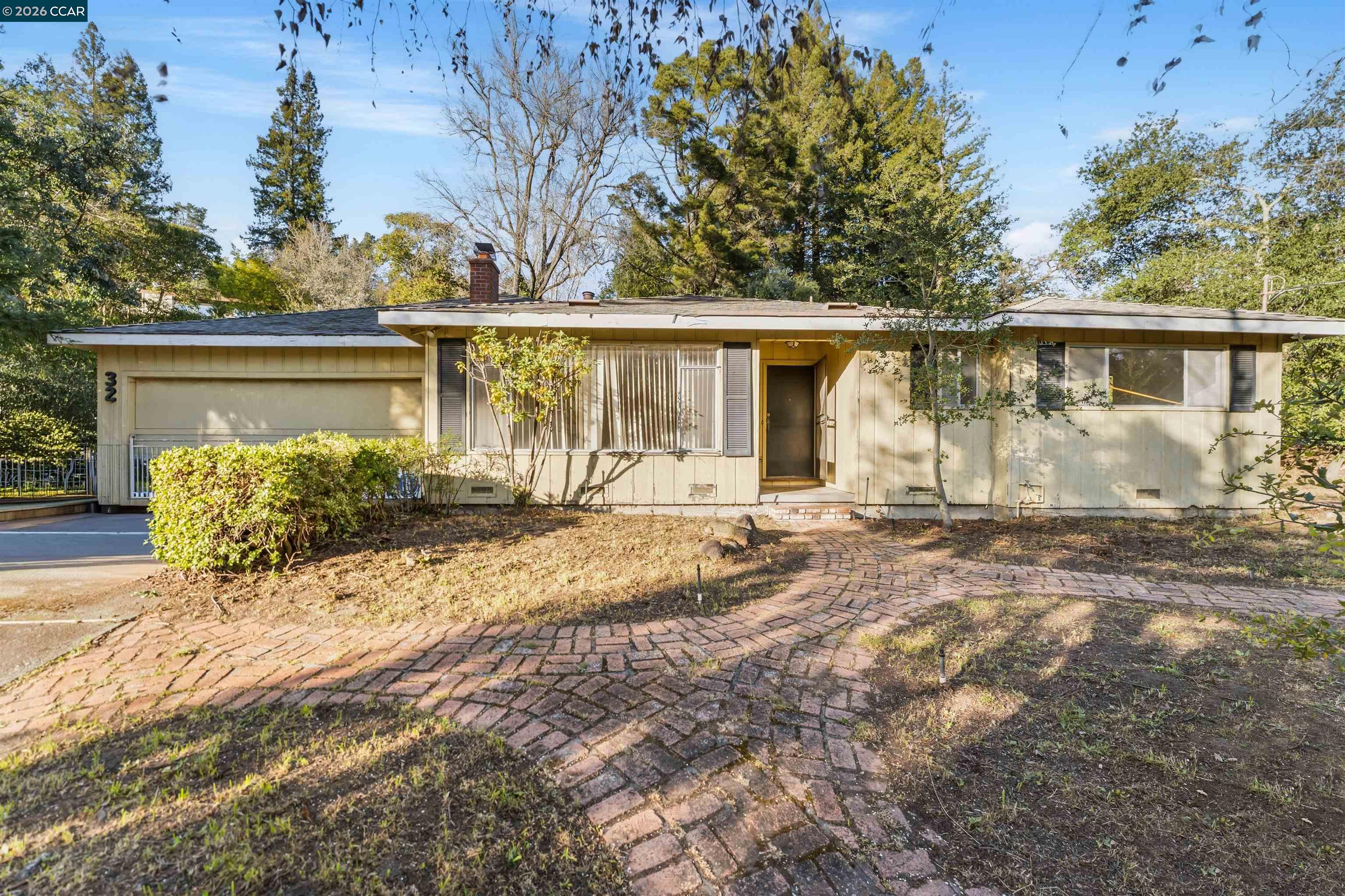 Detail Gallery Image 3 of 35 For 3246 Judy Lane, Lafayette,  CA 94549 - 4 Beds | 3 Baths