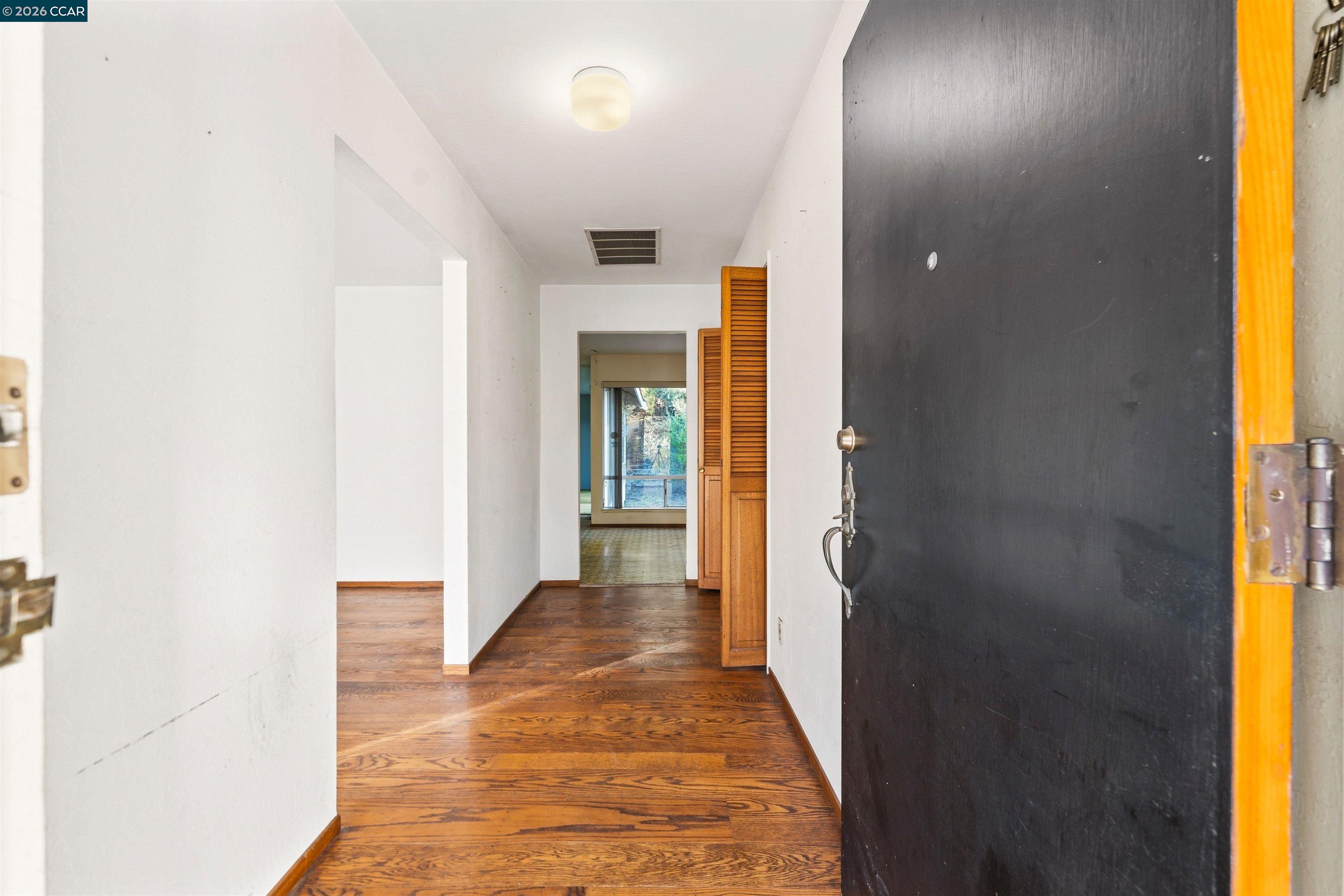 Detail Gallery Image 5 of 35 For 3246 Judy Lane, Lafayette,  CA 94549 - 4 Beds | 3 Baths