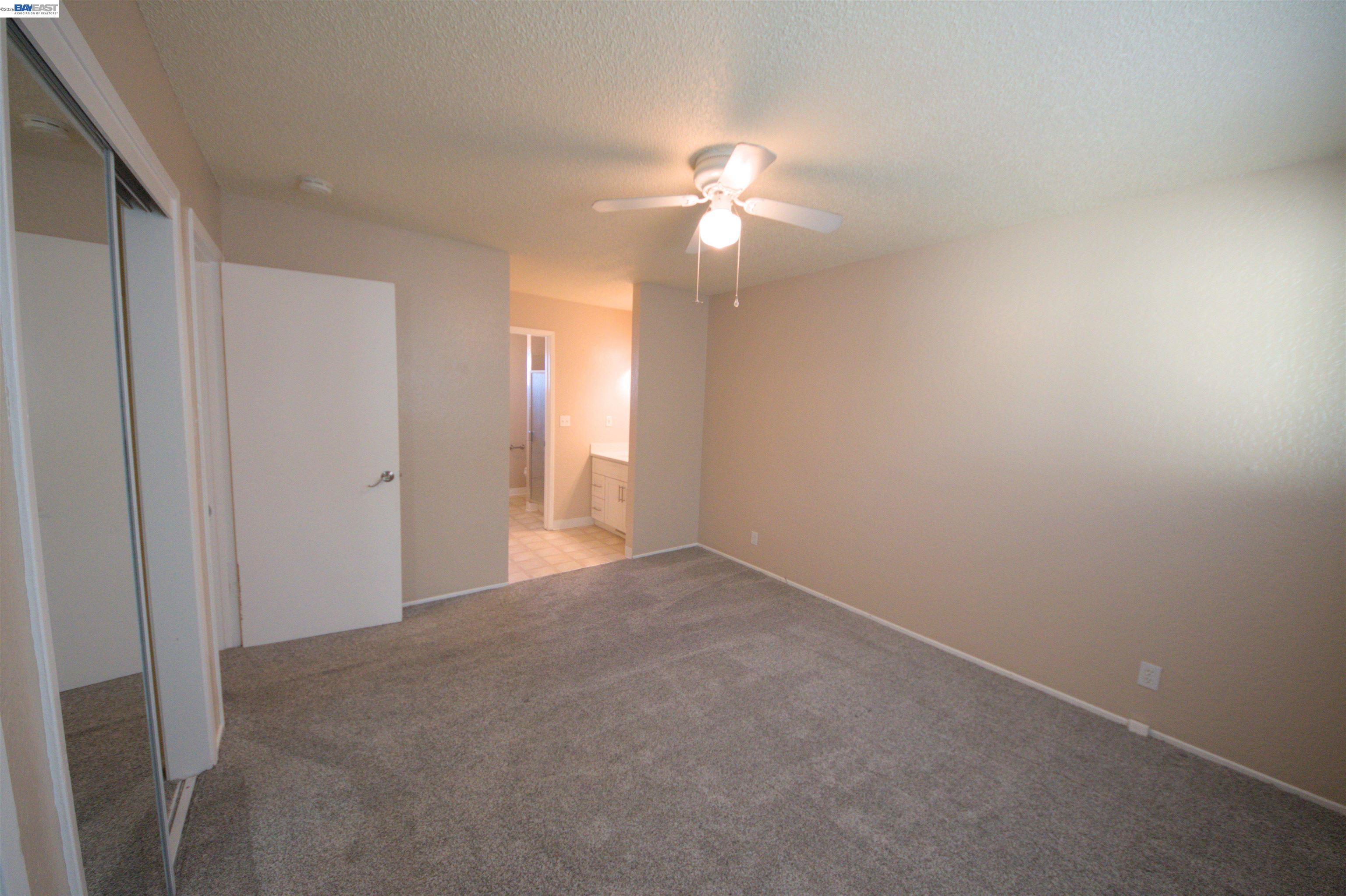 Detail Gallery Image 18 of 37 For 3799 Crestview Dr, Pittsburg,  CA 94565-5716 - 3 Beds | 2 Baths