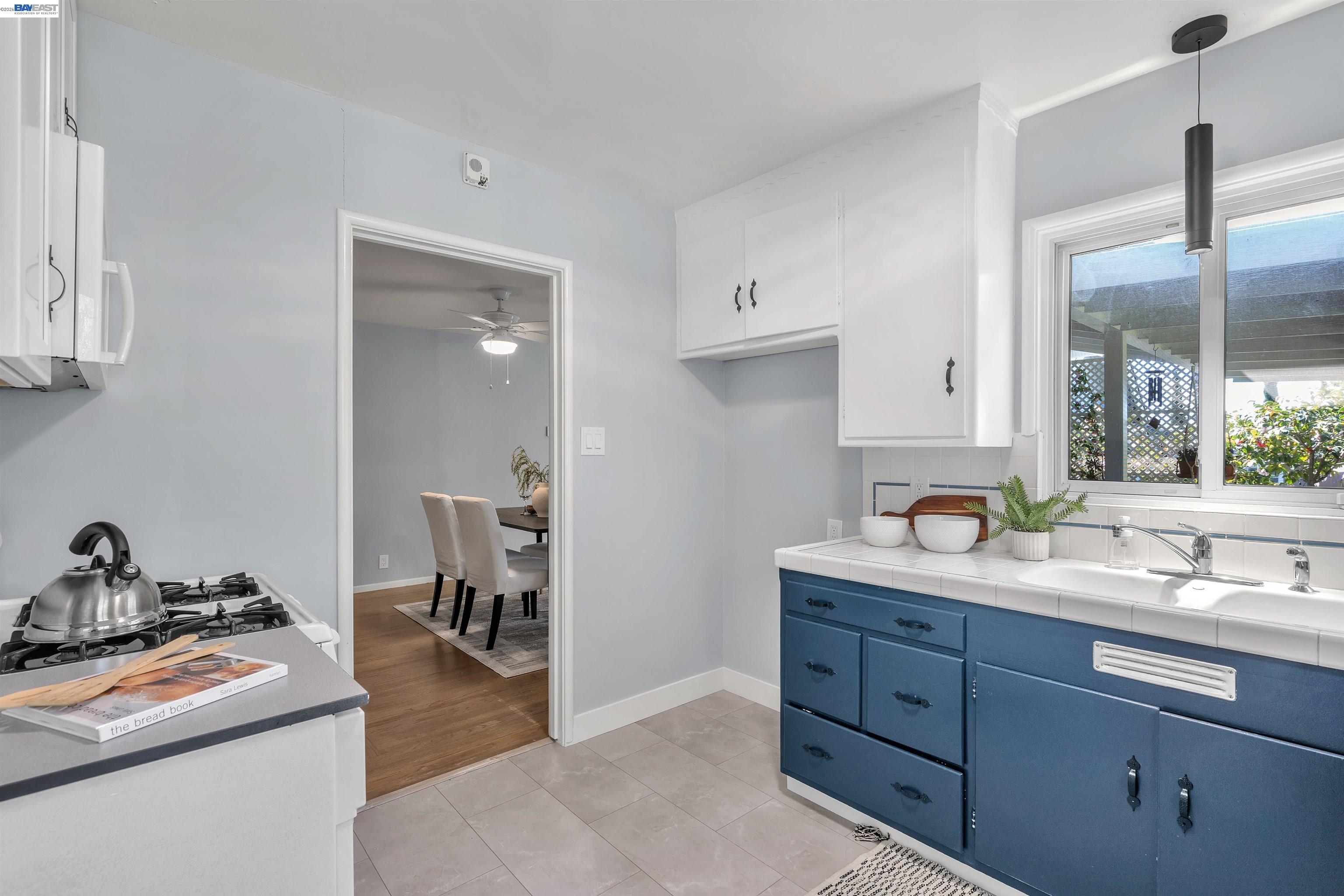 Detail Gallery Image 16 of 44 For 3627 Loma Vista Ave, Oakland,  CA 94619 - – Beds | – Baths