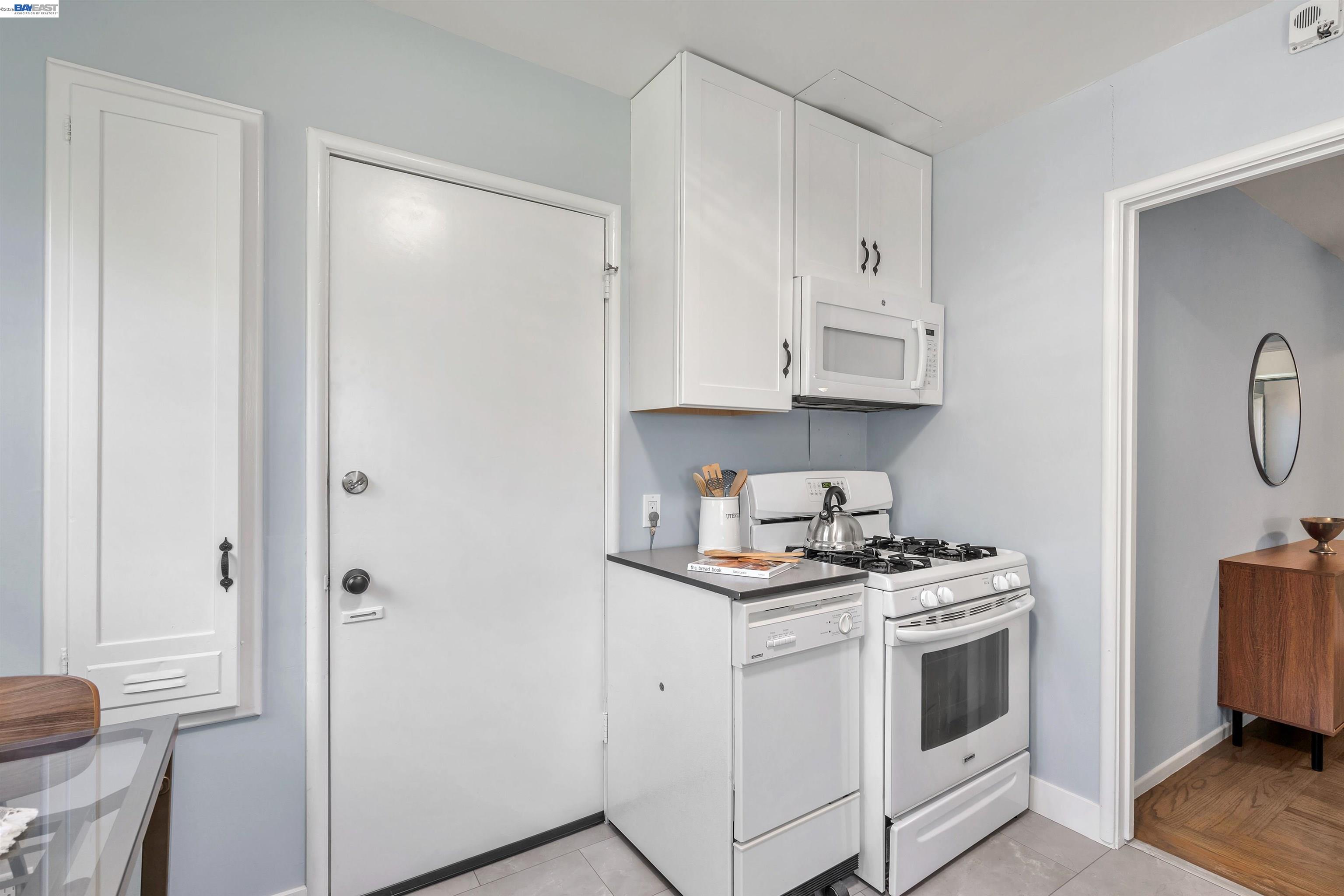 Detail Gallery Image 34 of 44 For 3627 Loma Vista Ave, Oakland,  CA 94619 - – Beds | – Baths