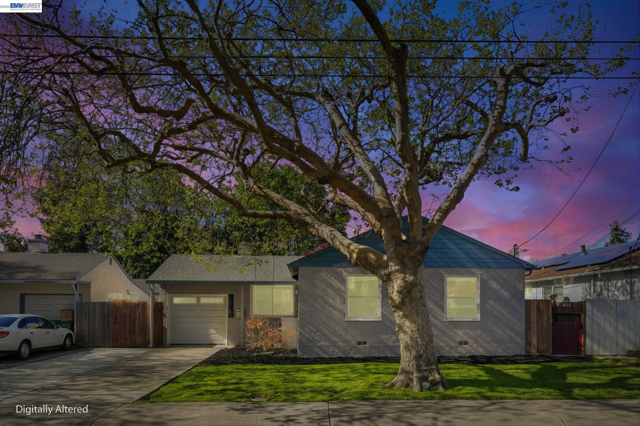 Detail Gallery Image 2 of 44 For 15965 via Granada, San Lorenzo,  CA 94580 - 3 Beds | 1 Baths