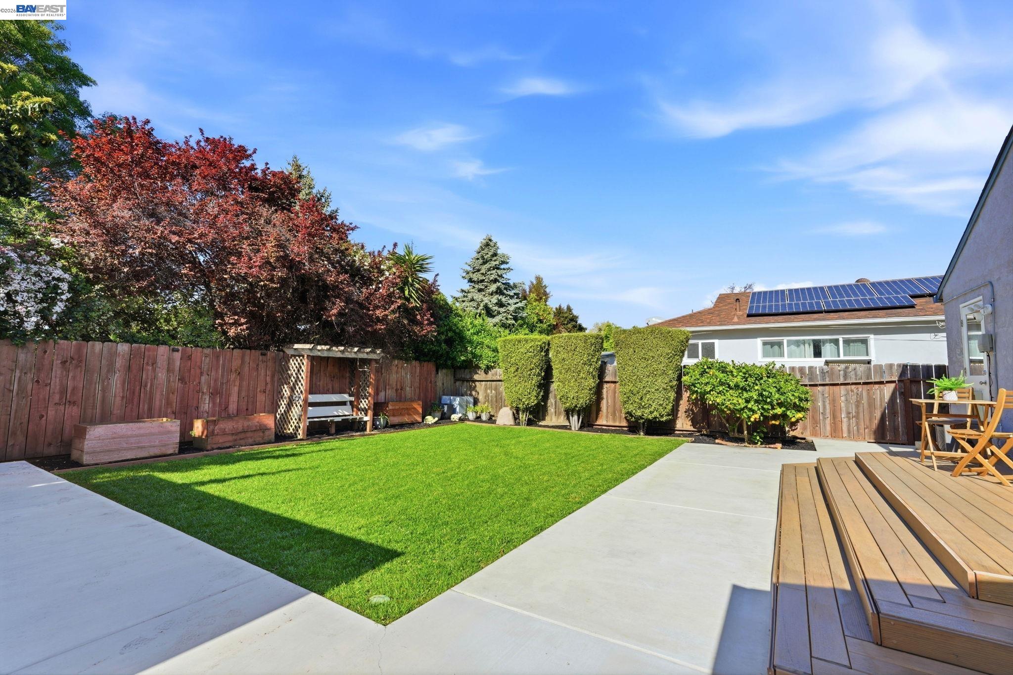 Detail Gallery Image 37 of 44 For 15965 via Granada, San Lorenzo,  CA 94580 - 3 Beds | 1 Baths