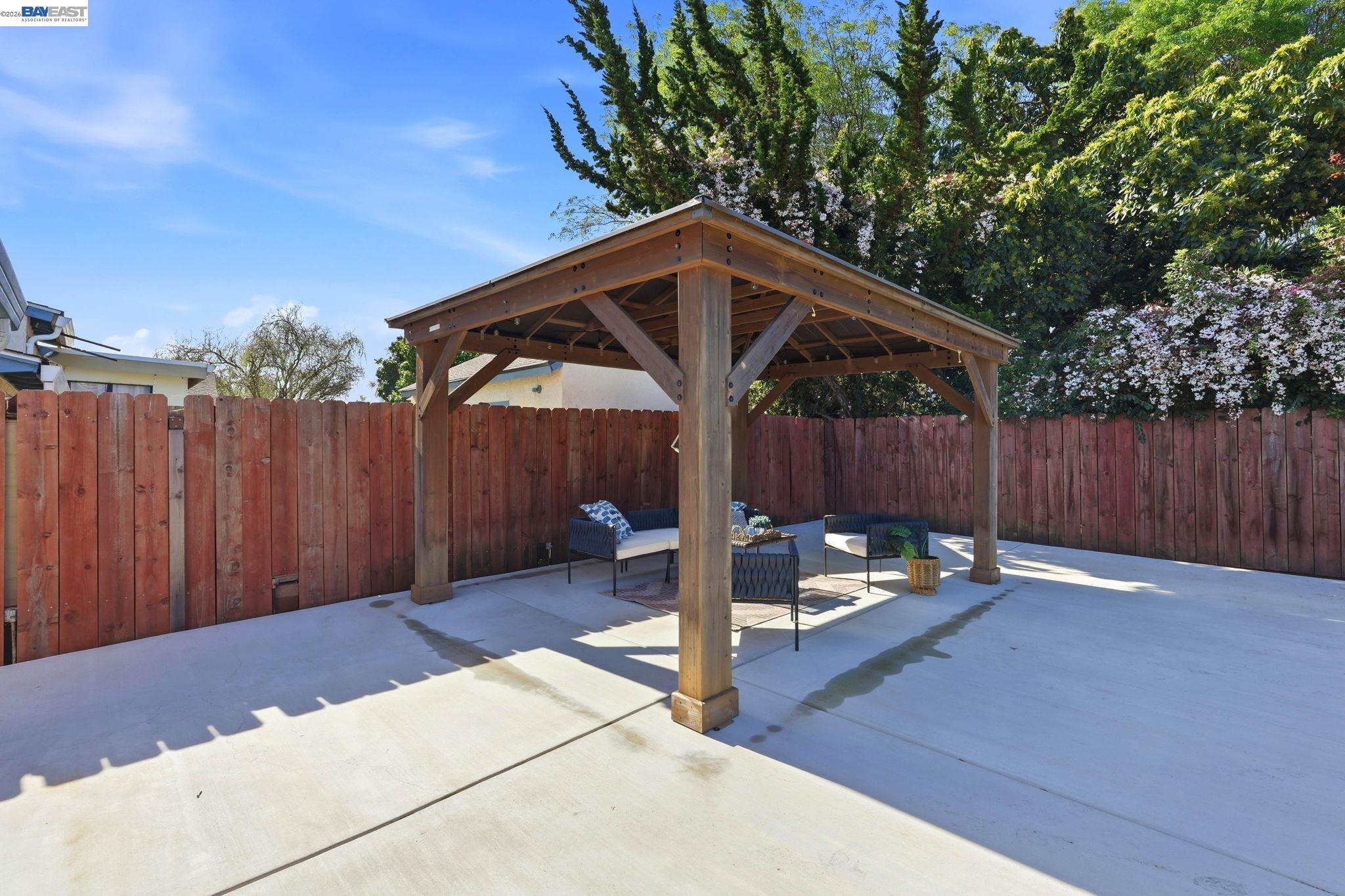 Detail Gallery Image 42 of 44 For 15965 via Granada, San Lorenzo,  CA 94580 - 3 Beds | 1 Baths