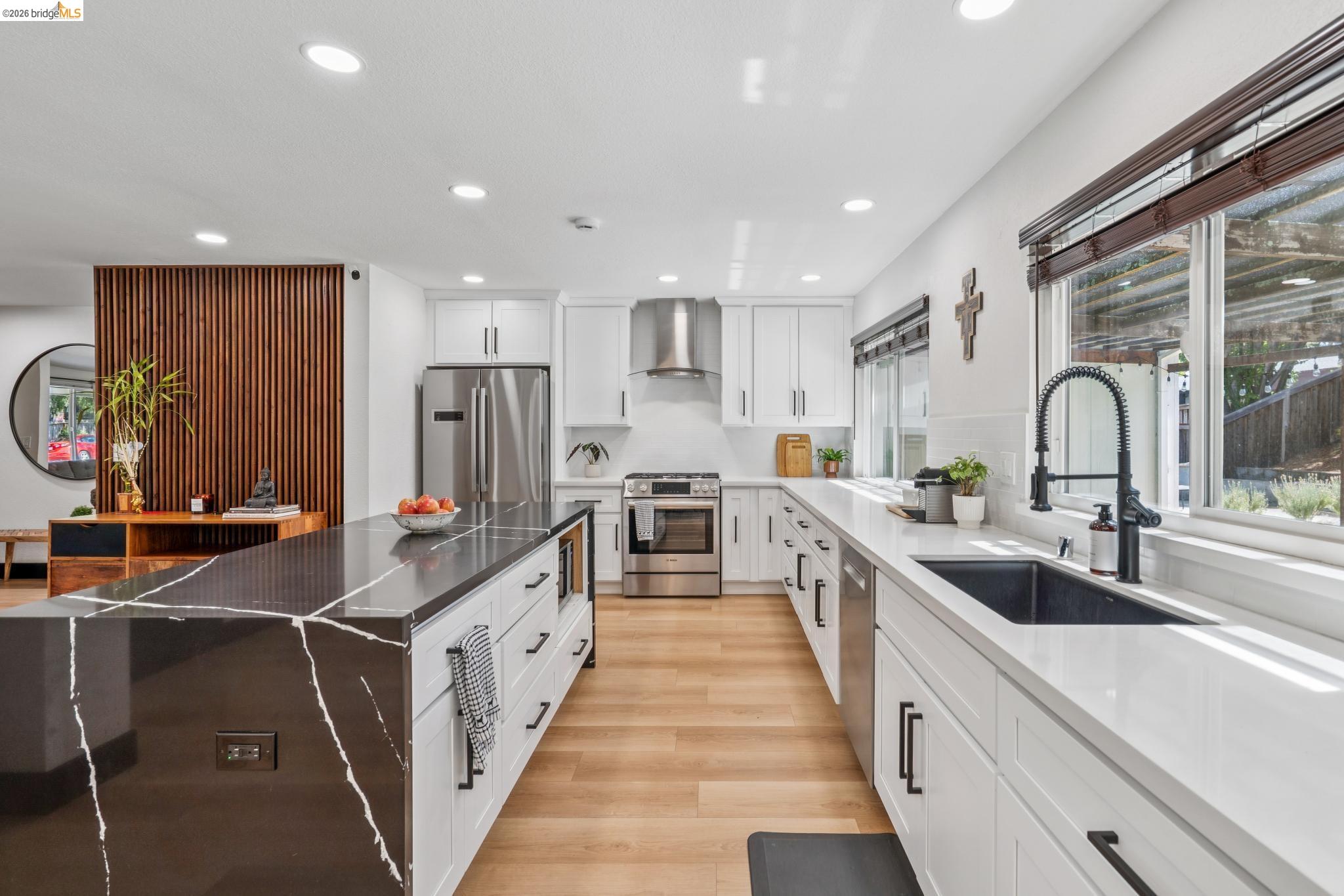 Detail Gallery Image 13 of 44 For 3093 Diablo View Rd, Pleasant Hill,  CA 94523 - 4 Beds | 2 Baths