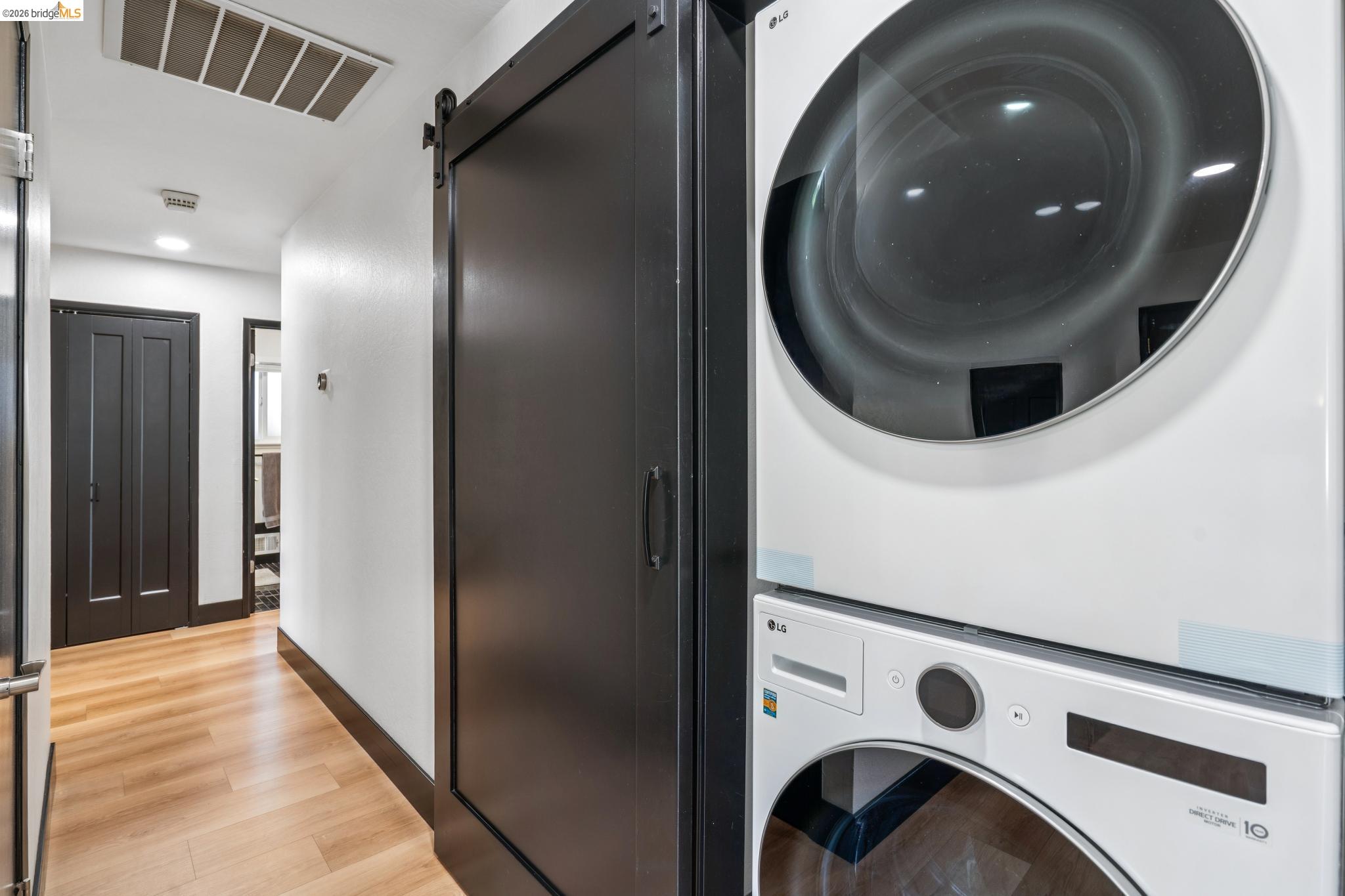 Detail Gallery Image 21 of 44 For 3093 Diablo View Rd, Pleasant Hill,  CA 94523 - 4 Beds | 2 Baths