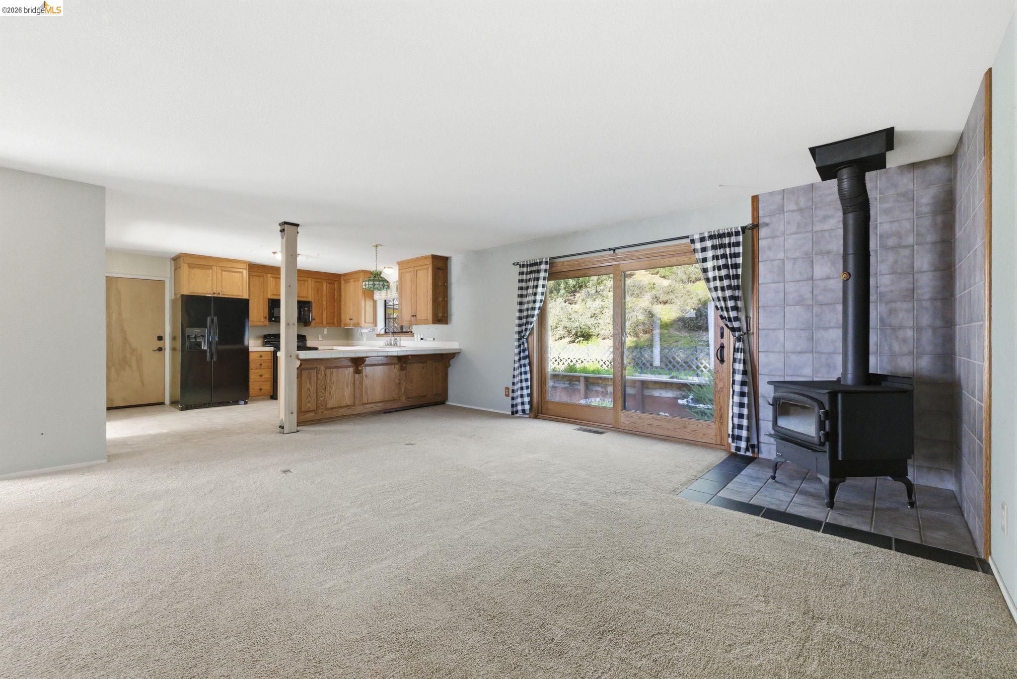 Detail Gallery Image 12 of 28 For 16170 Acorn Dr, Sonora,  CA 95370 - 3 Beds | 2 Baths