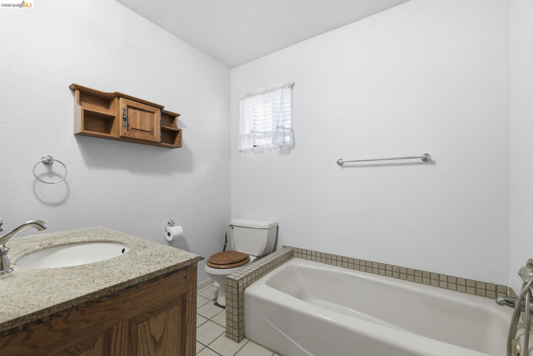 Detail Gallery Image 21 of 28 For 16170 Acorn Dr, Sonora,  CA 95370 - 3 Beds | 2 Baths