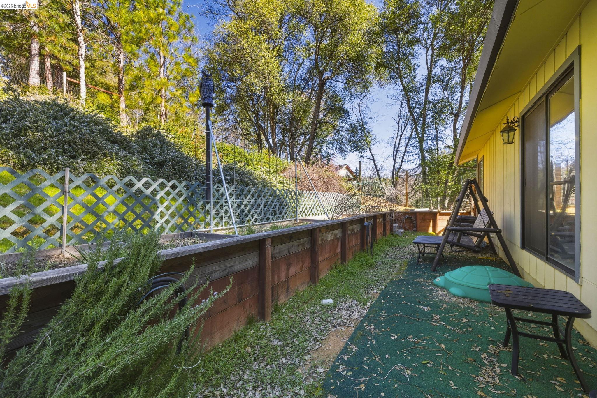 Detail Gallery Image 23 of 28 For 16170 Acorn Dr, Sonora,  CA 95370 - 3 Beds | 2 Baths