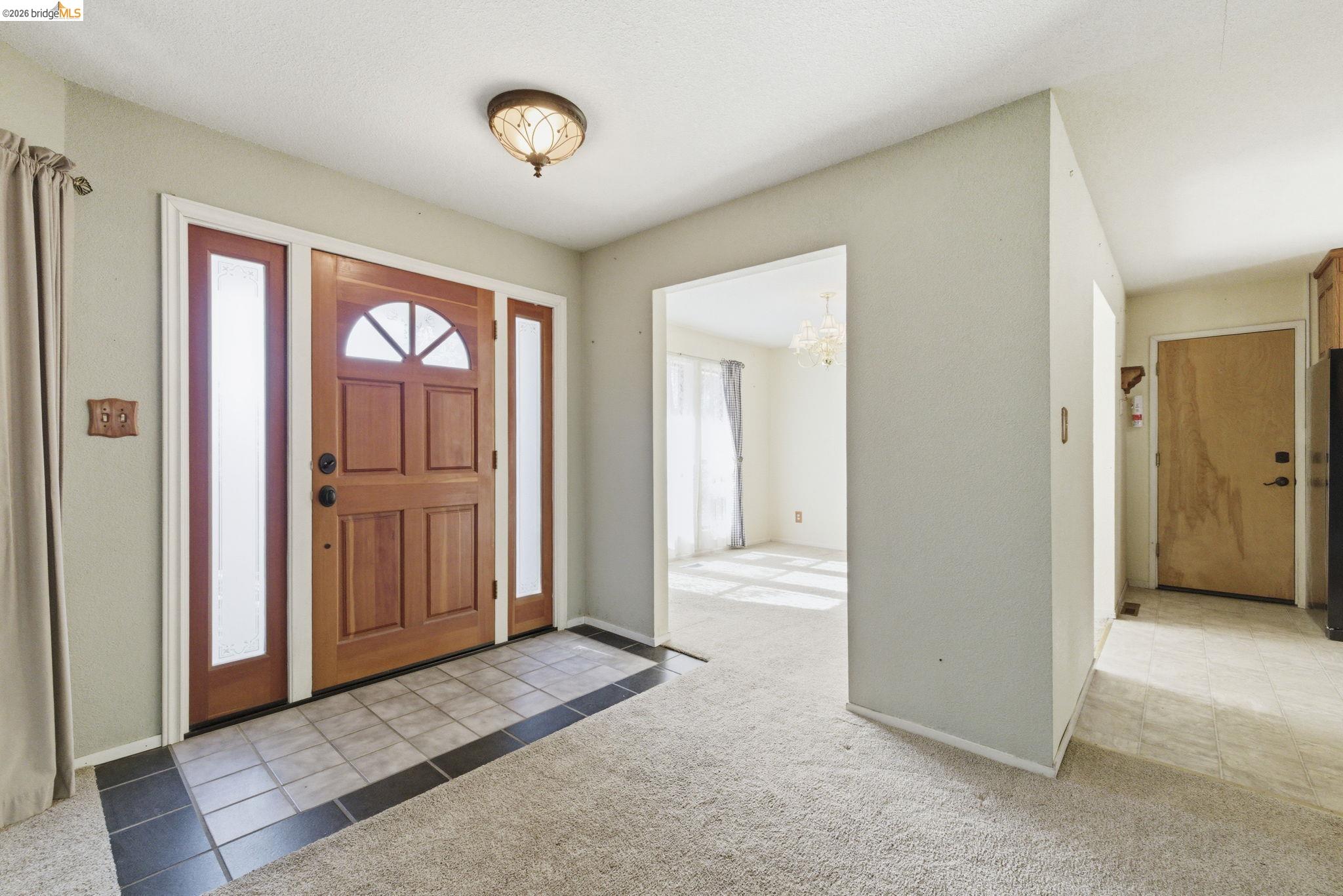 Detail Gallery Image 4 of 28 For 16170 Acorn Dr, Sonora,  CA 95370 - 3 Beds | 2 Baths