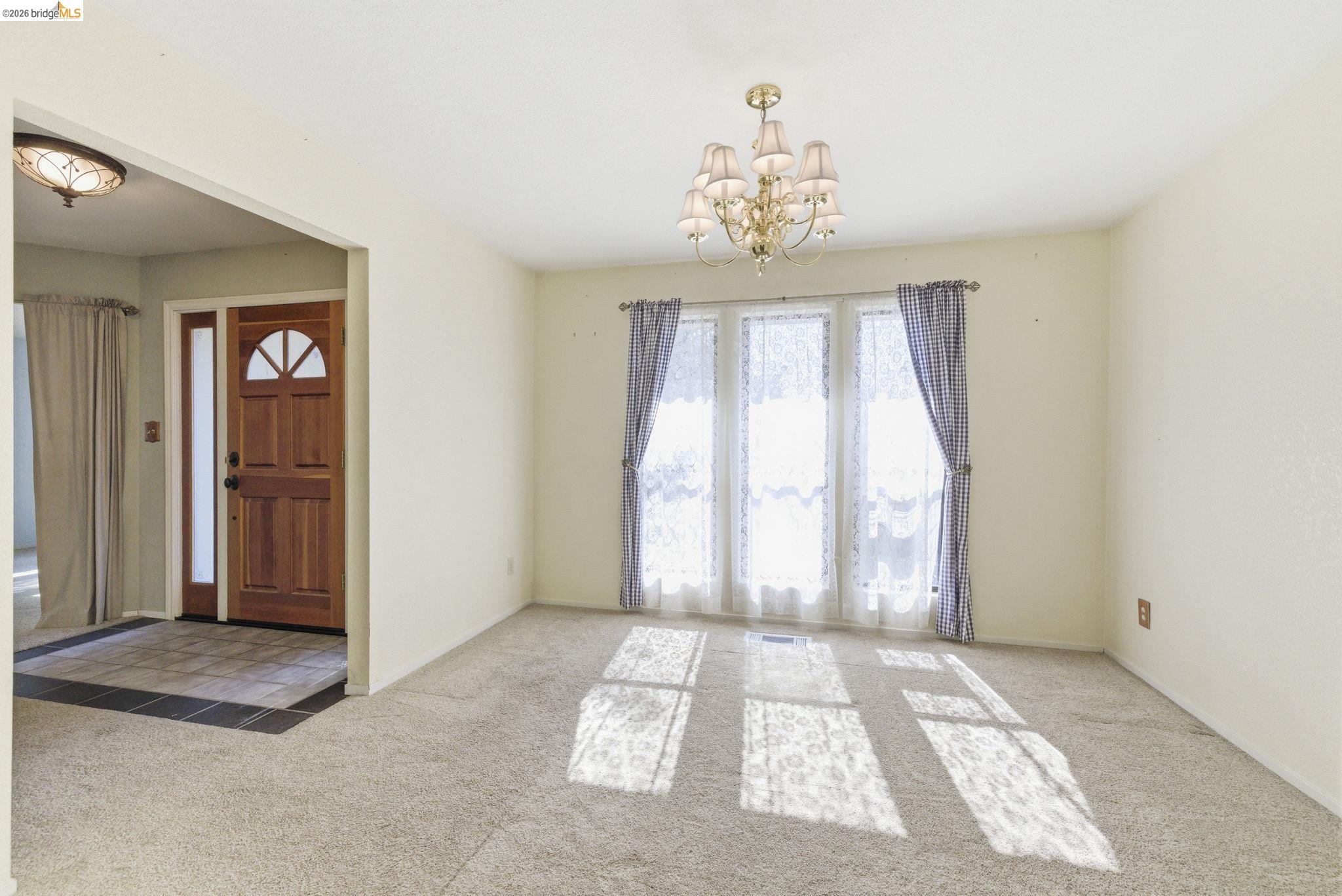 Detail Gallery Image 7 of 28 For 16170 Acorn Dr, Sonora,  CA 95370 - 3 Beds | 2 Baths