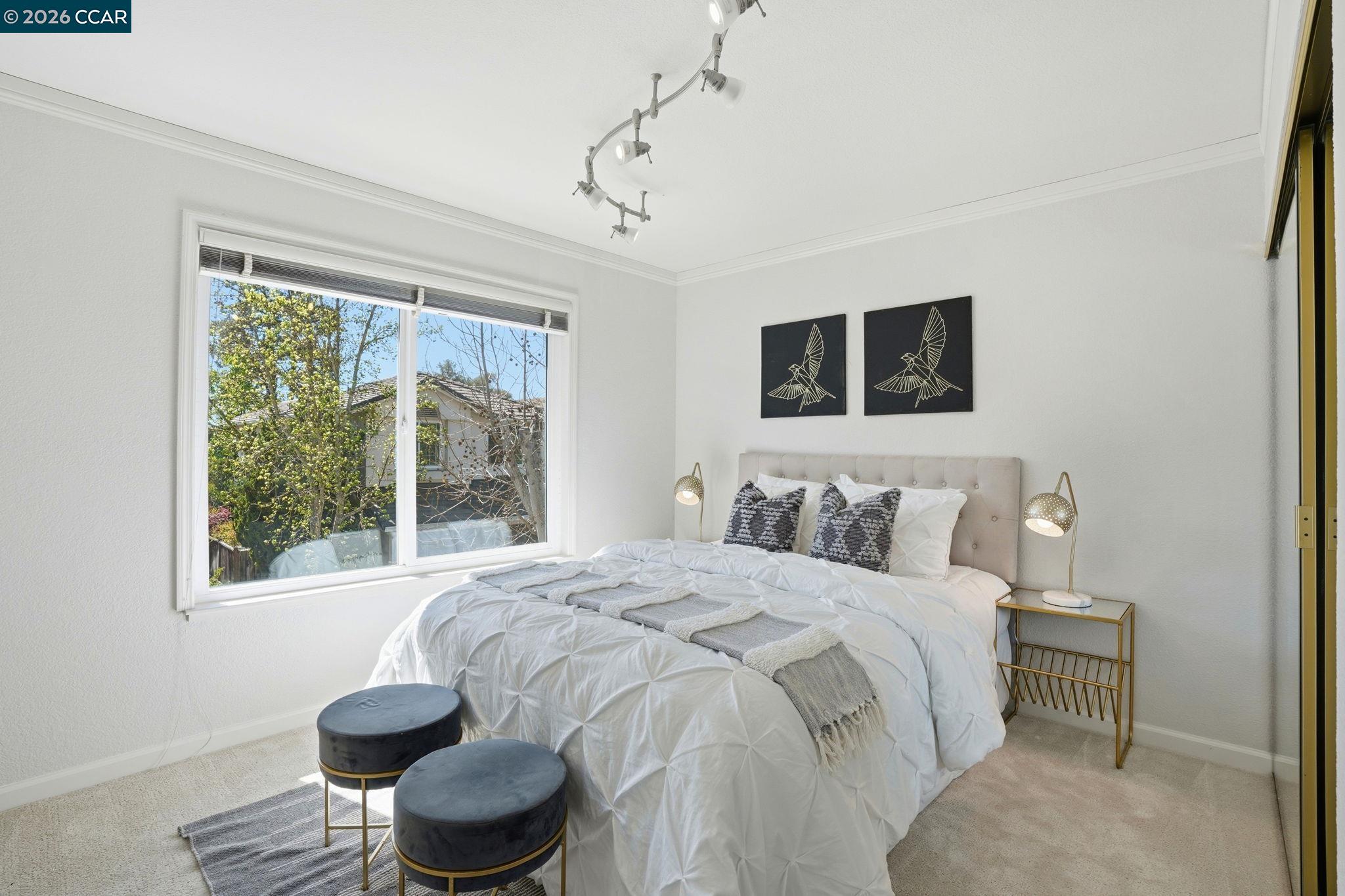 Detail Gallery Image 20 of 32 For 111 Lakeridge Ln, San Ramon,  CA 94582 - 3 Beds | 2/1 Baths