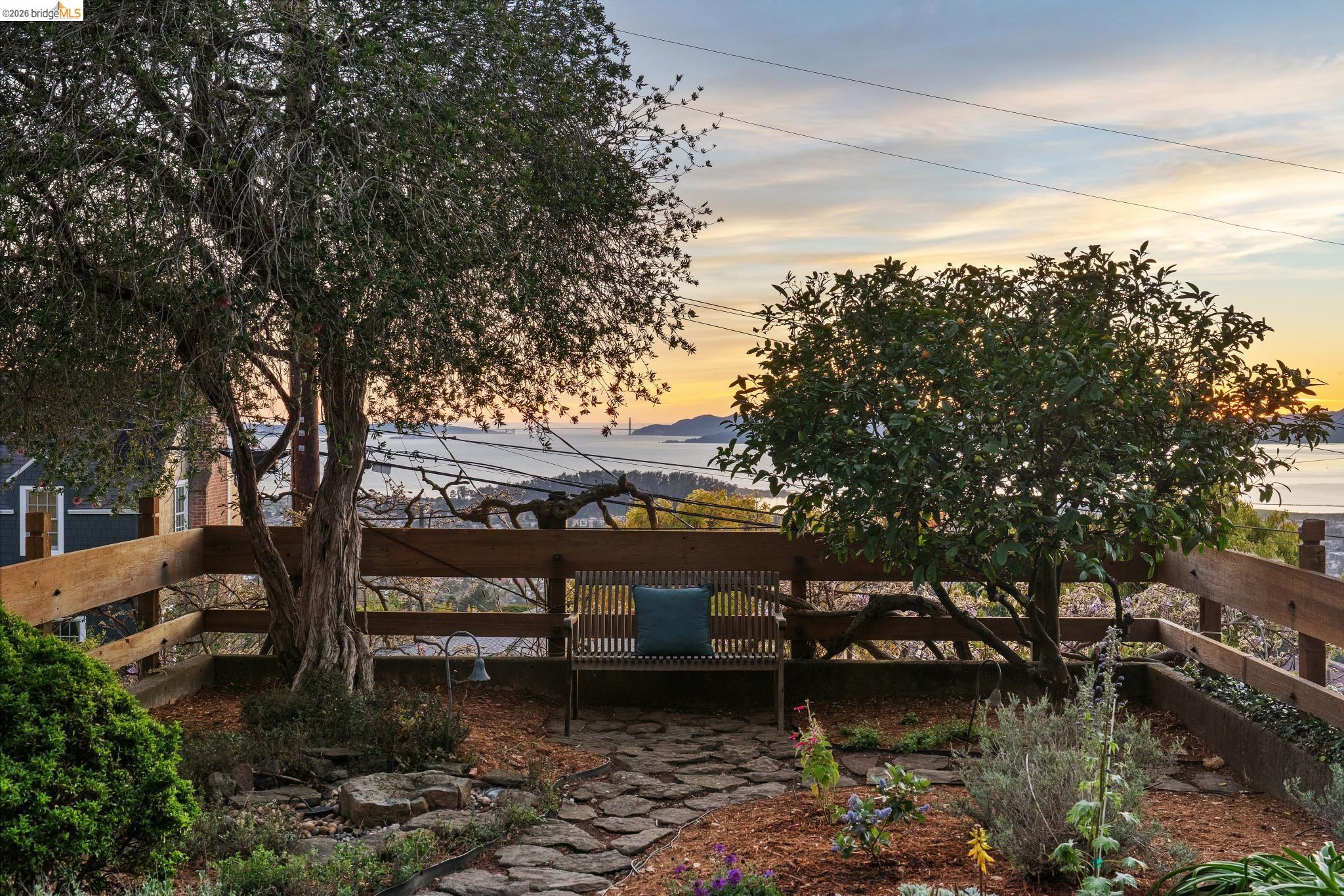 Detail Gallery Image 54 of 60 For 249 Trinity Ave, Kensington,  CA 94708 - 3 Beds | 2/1 Baths